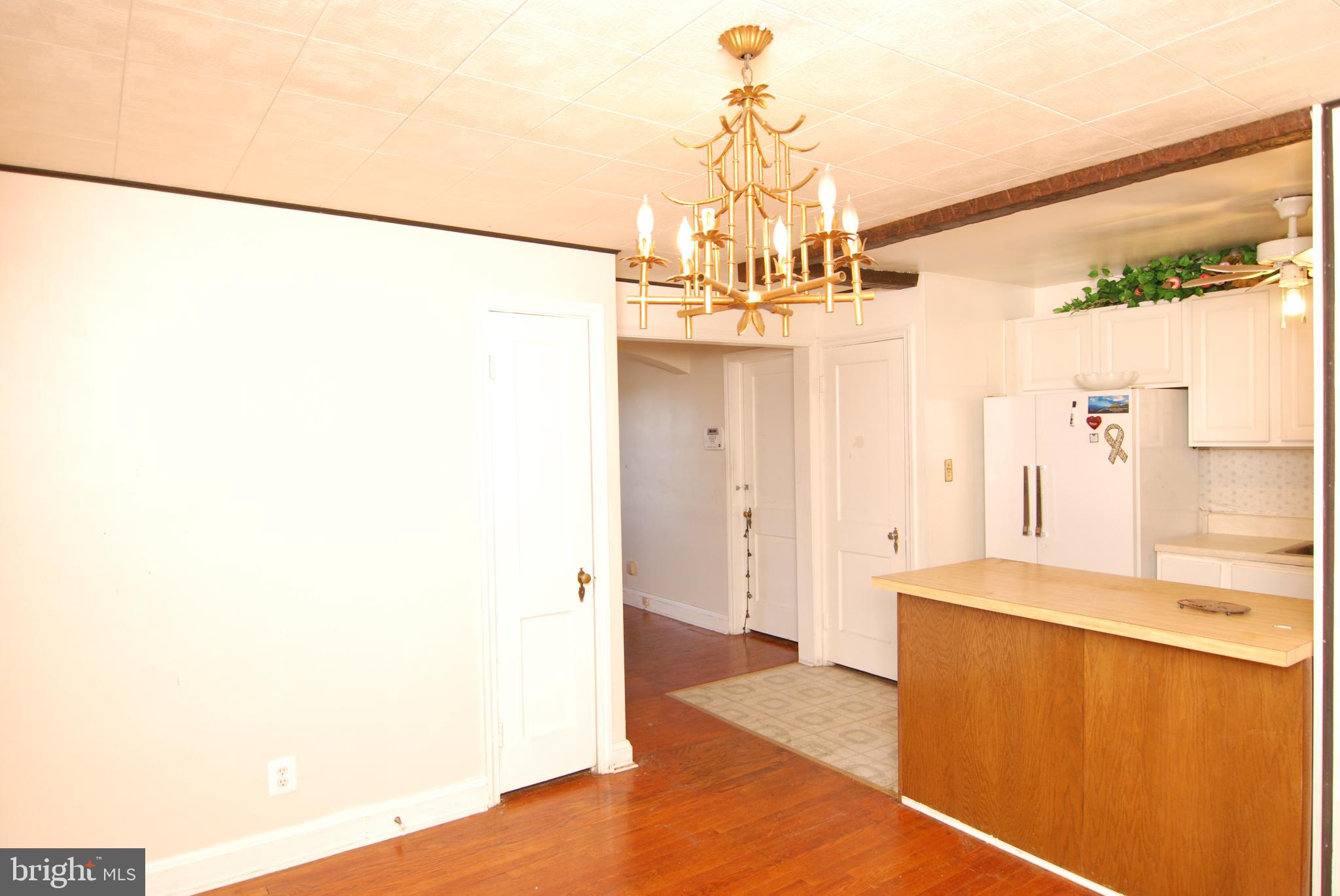 WEST HILLS - Residential