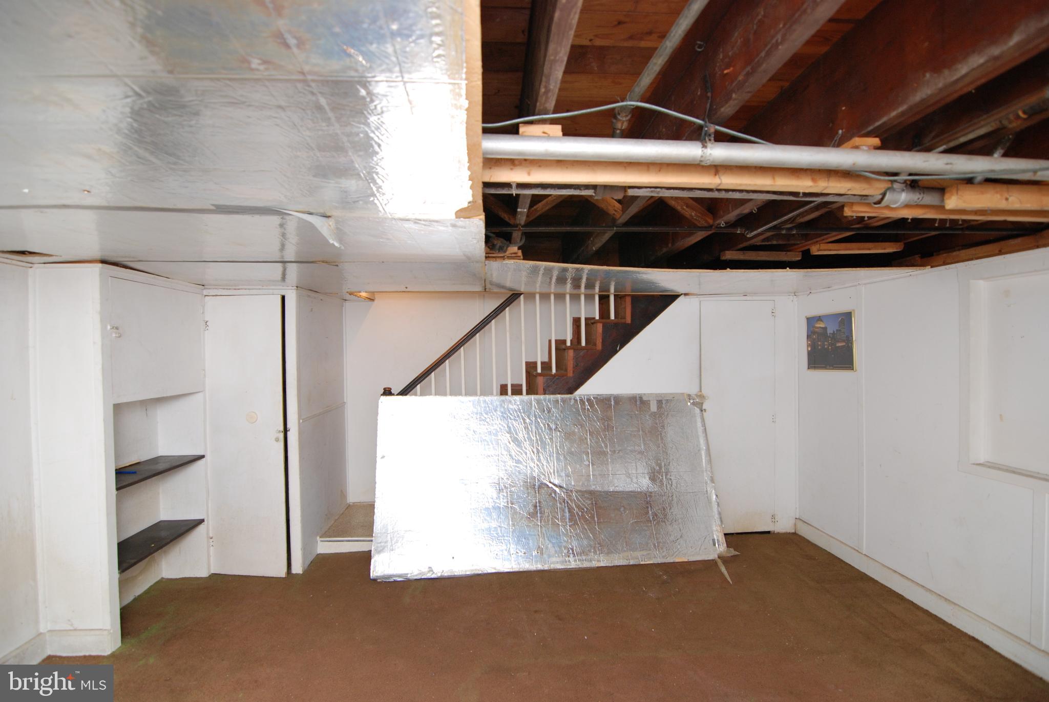 WEST HILLS - Residential