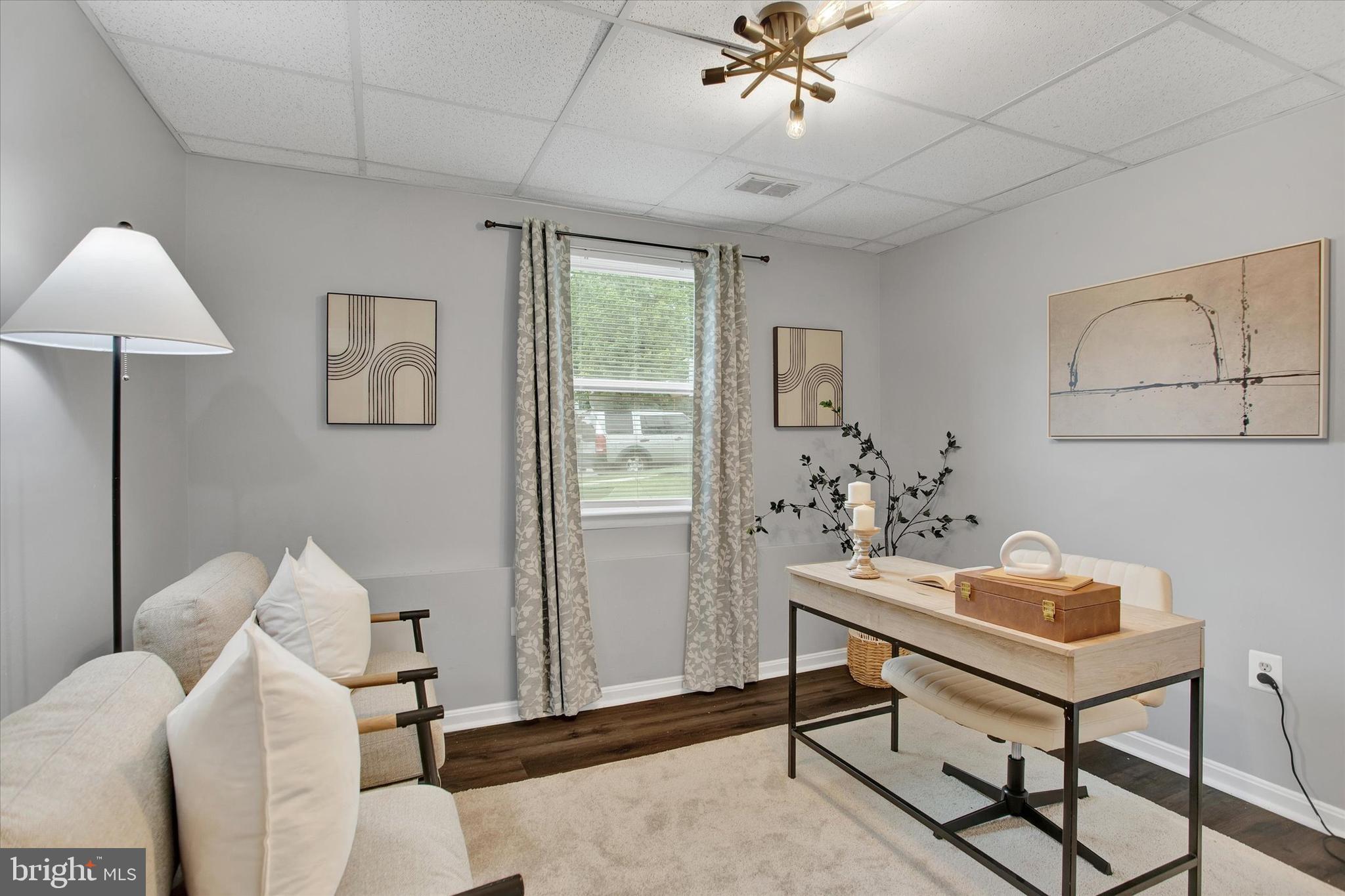 SUNRISE PLAT FIVE - Residential