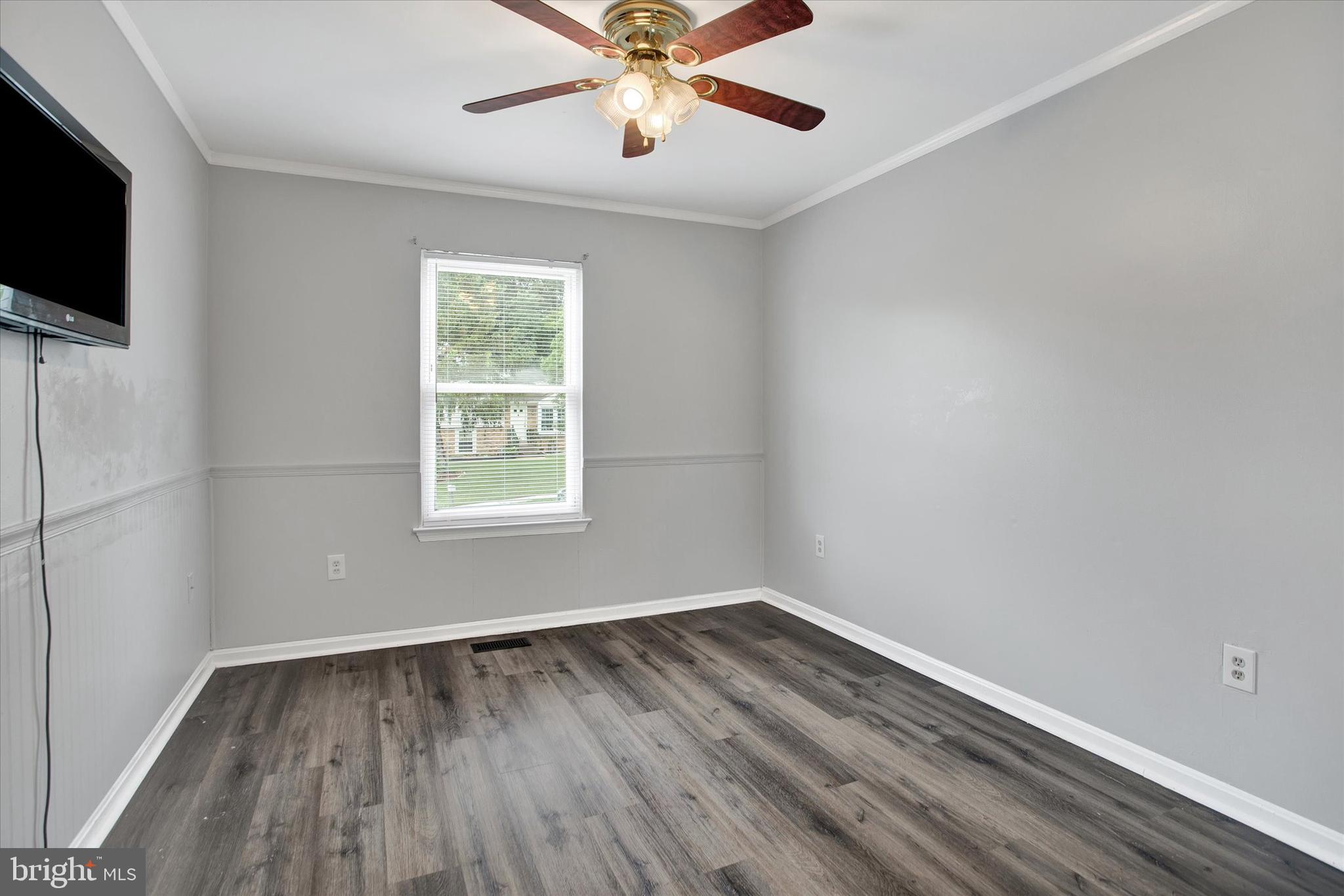 SUNRISE PLAT FIVE - Residential