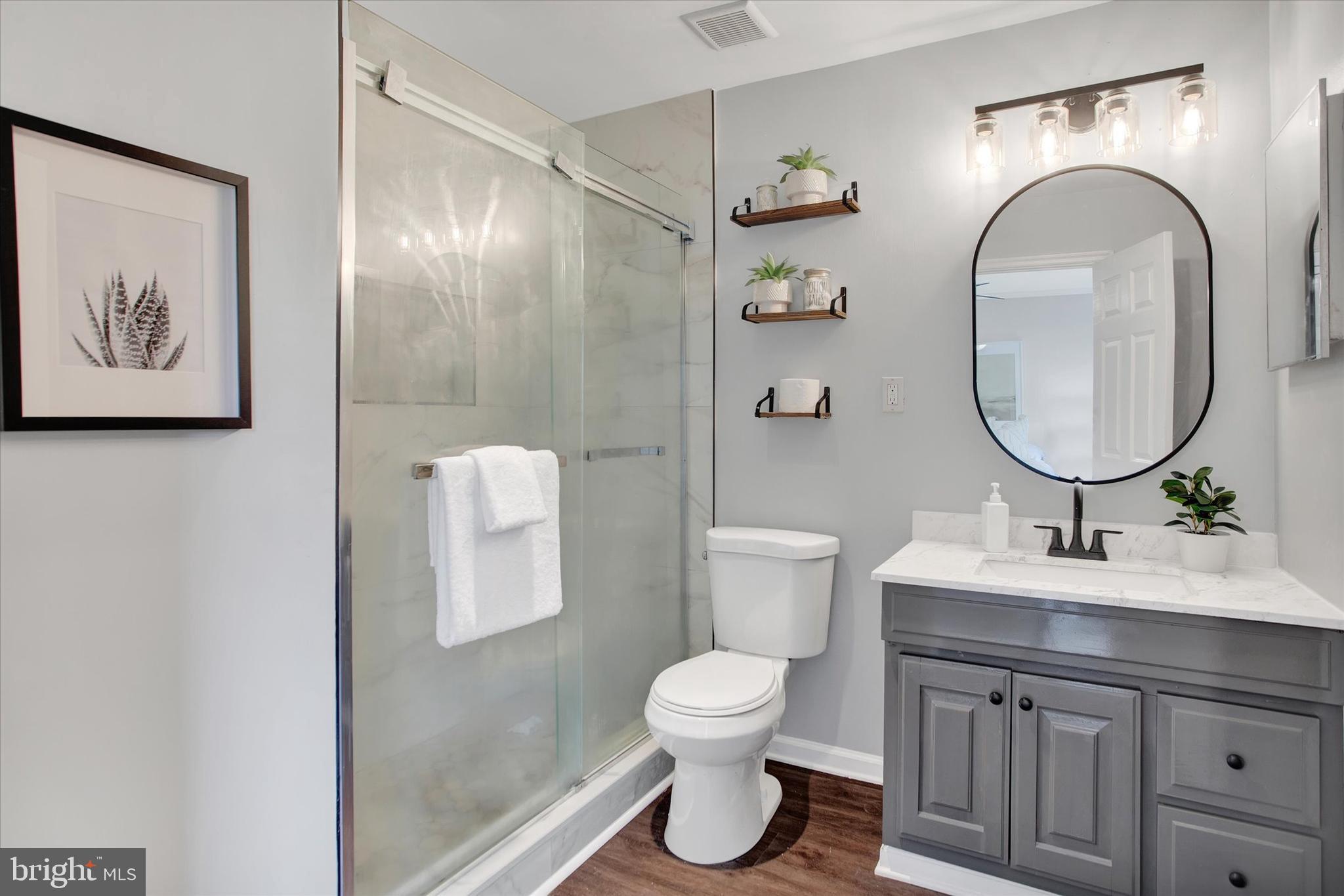 SUNRISE PLAT FIVE - Residential