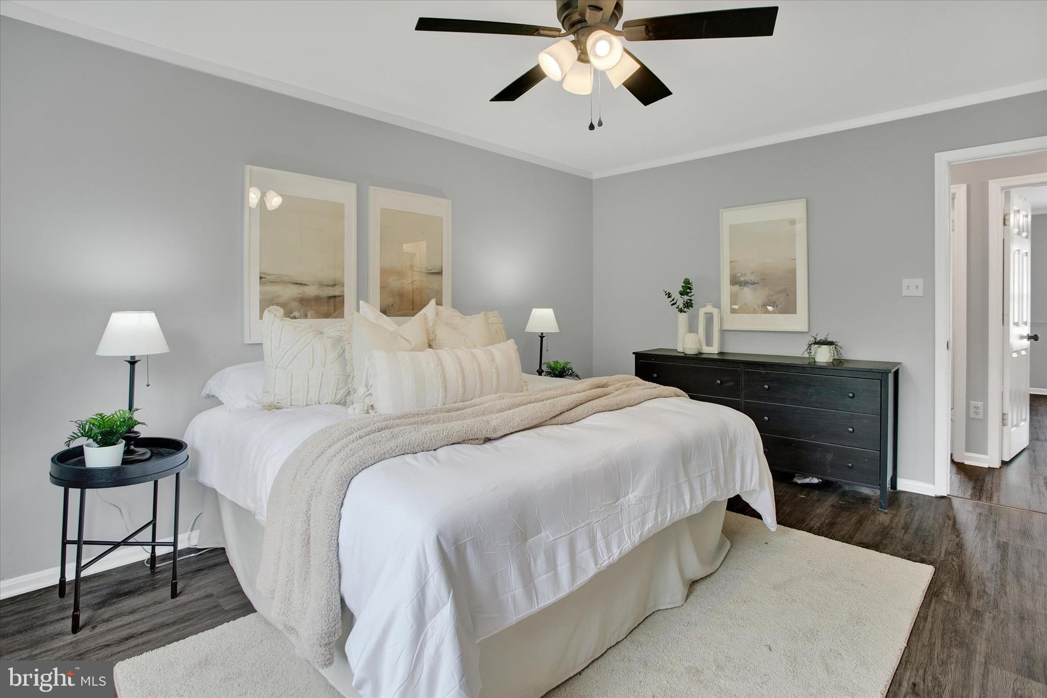 SUNRISE PLAT FIVE - Residential