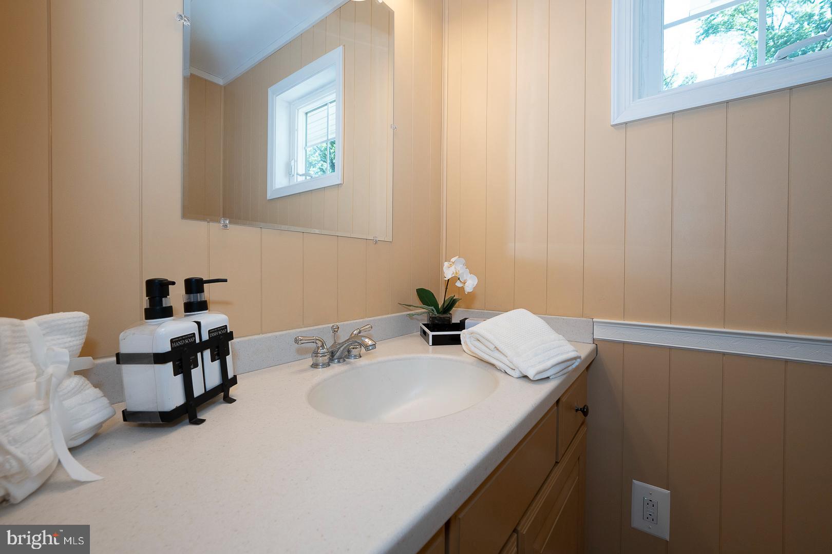 WILLISTOWN ACRES - Residential