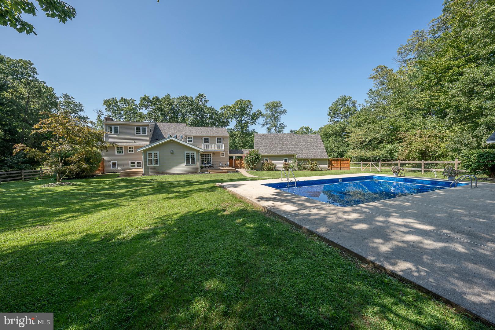 WILLISTOWN ACRES - Residential