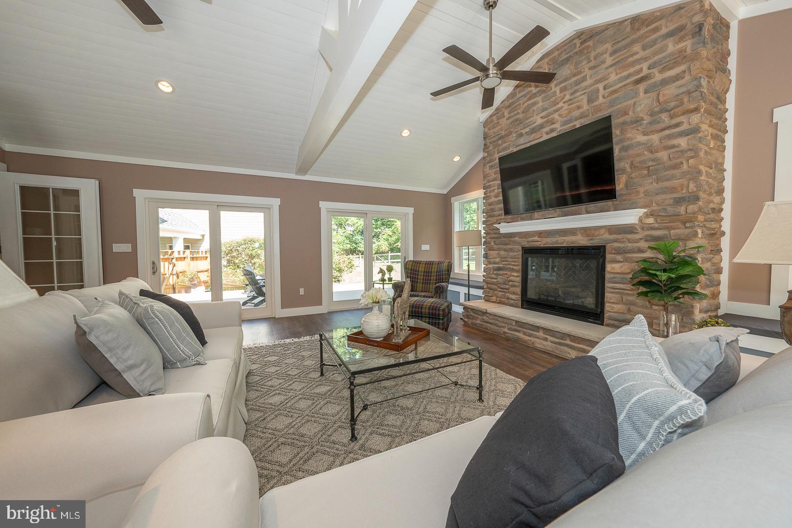 WILLISTOWN ACRES - Residential