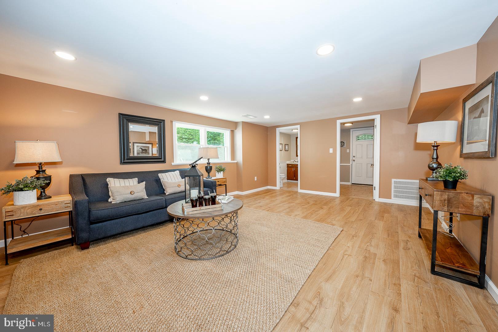 WILLISTOWN ACRES - Residential