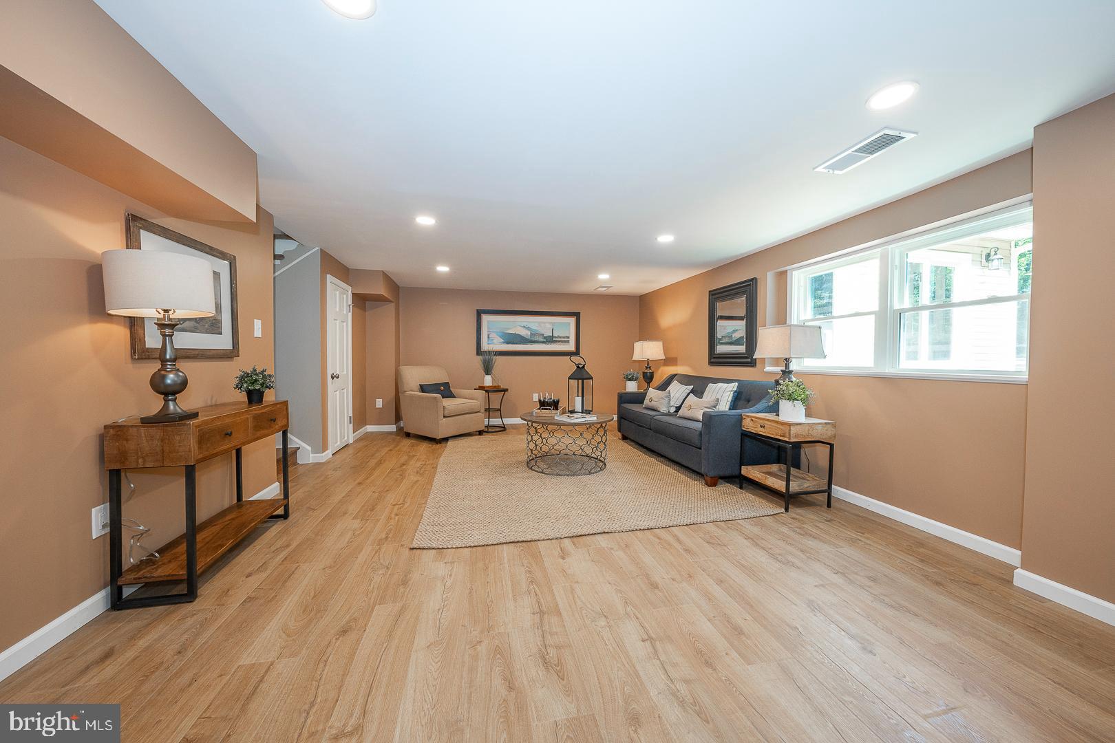 WILLISTOWN ACRES - Residential