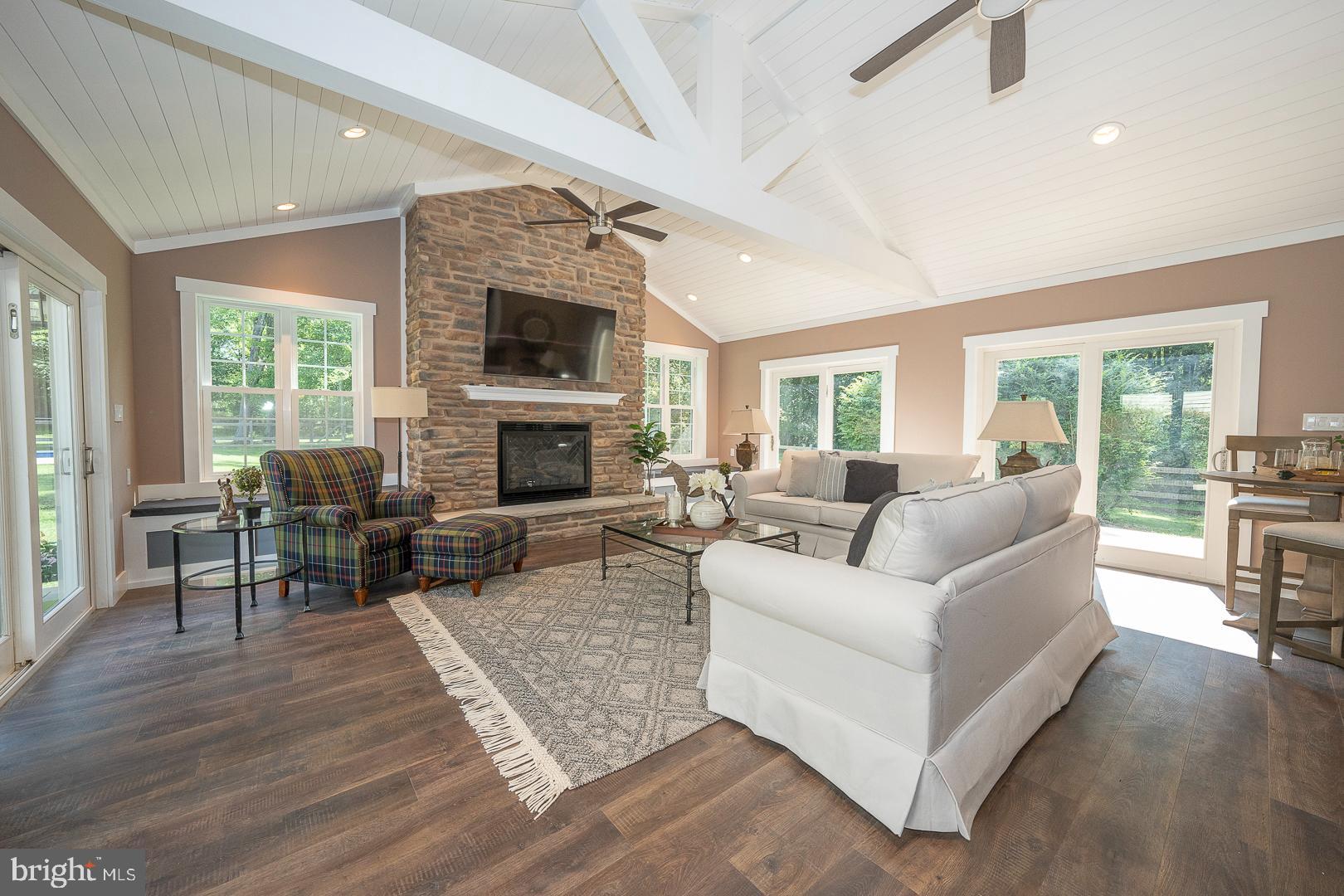 WILLISTOWN ACRES - Residential