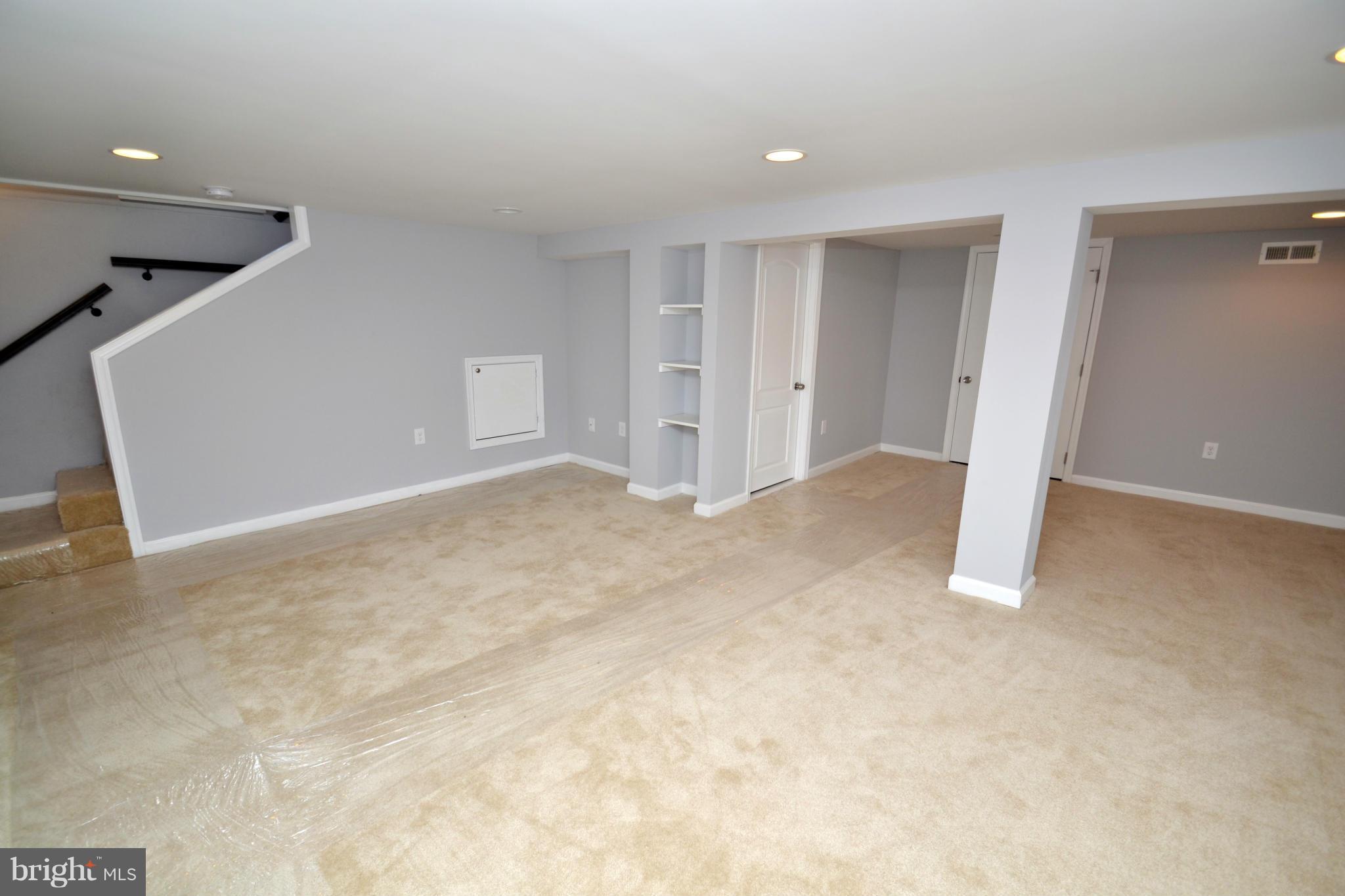 GARDENVILLE - Residential