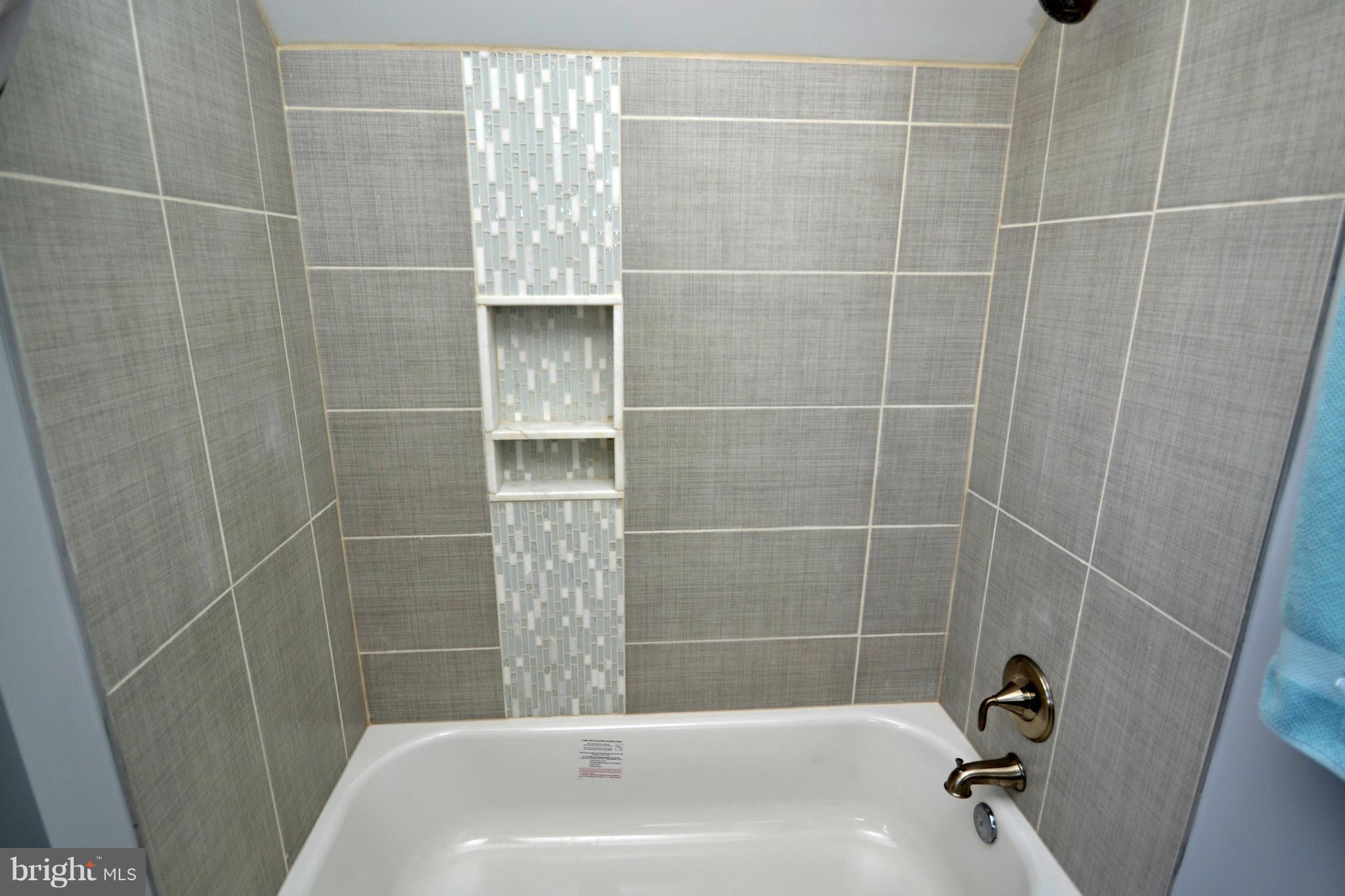 GARDENVILLE - Residential