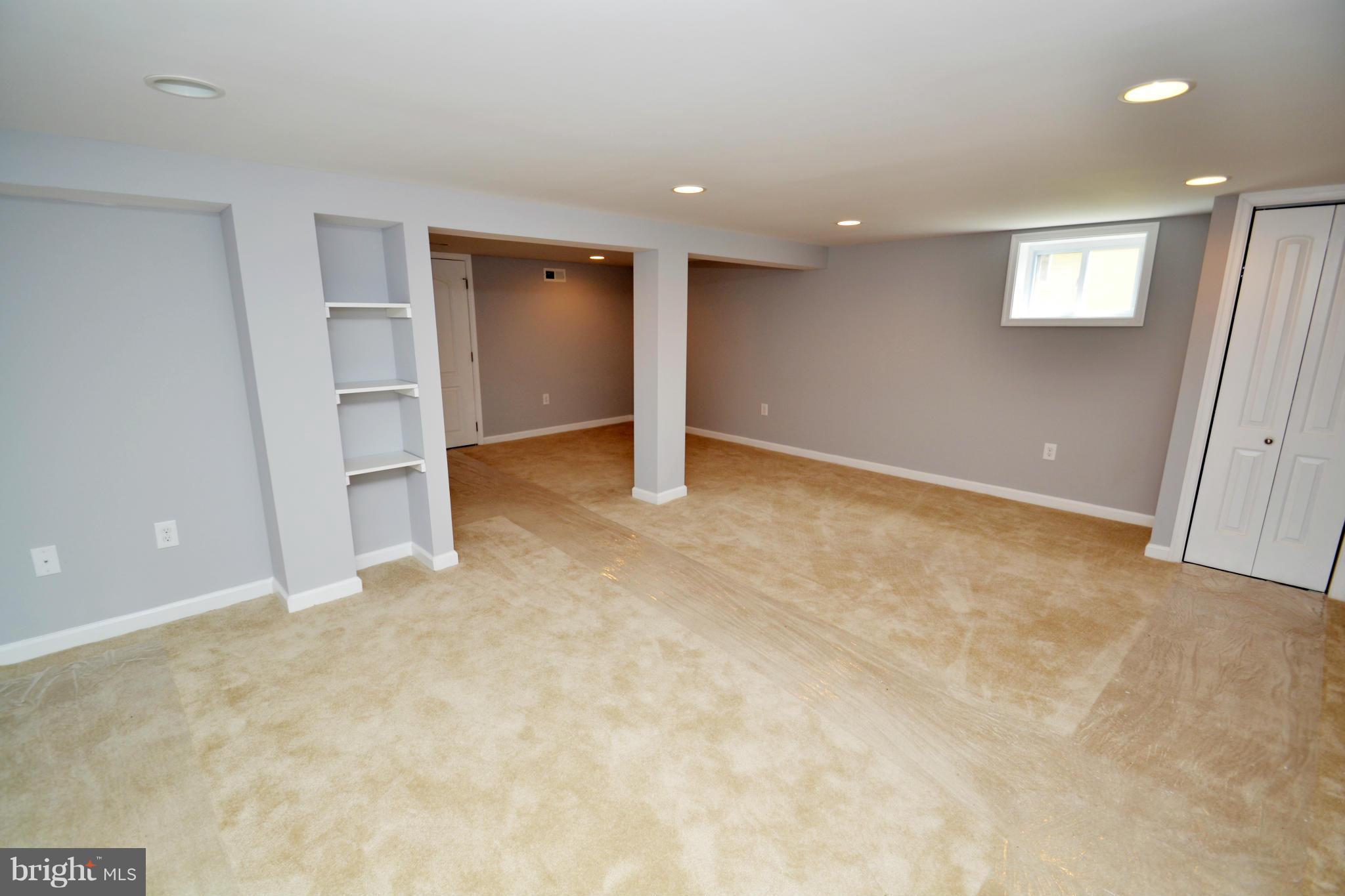 GARDENVILLE - Residential