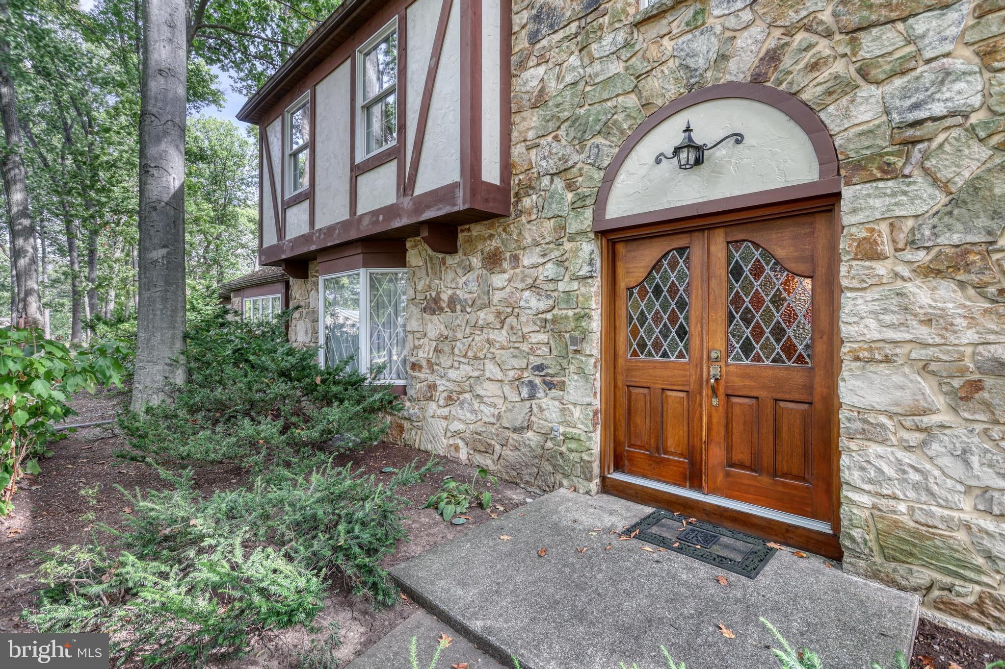 812 FLINTLOCK RIDGE ROAD