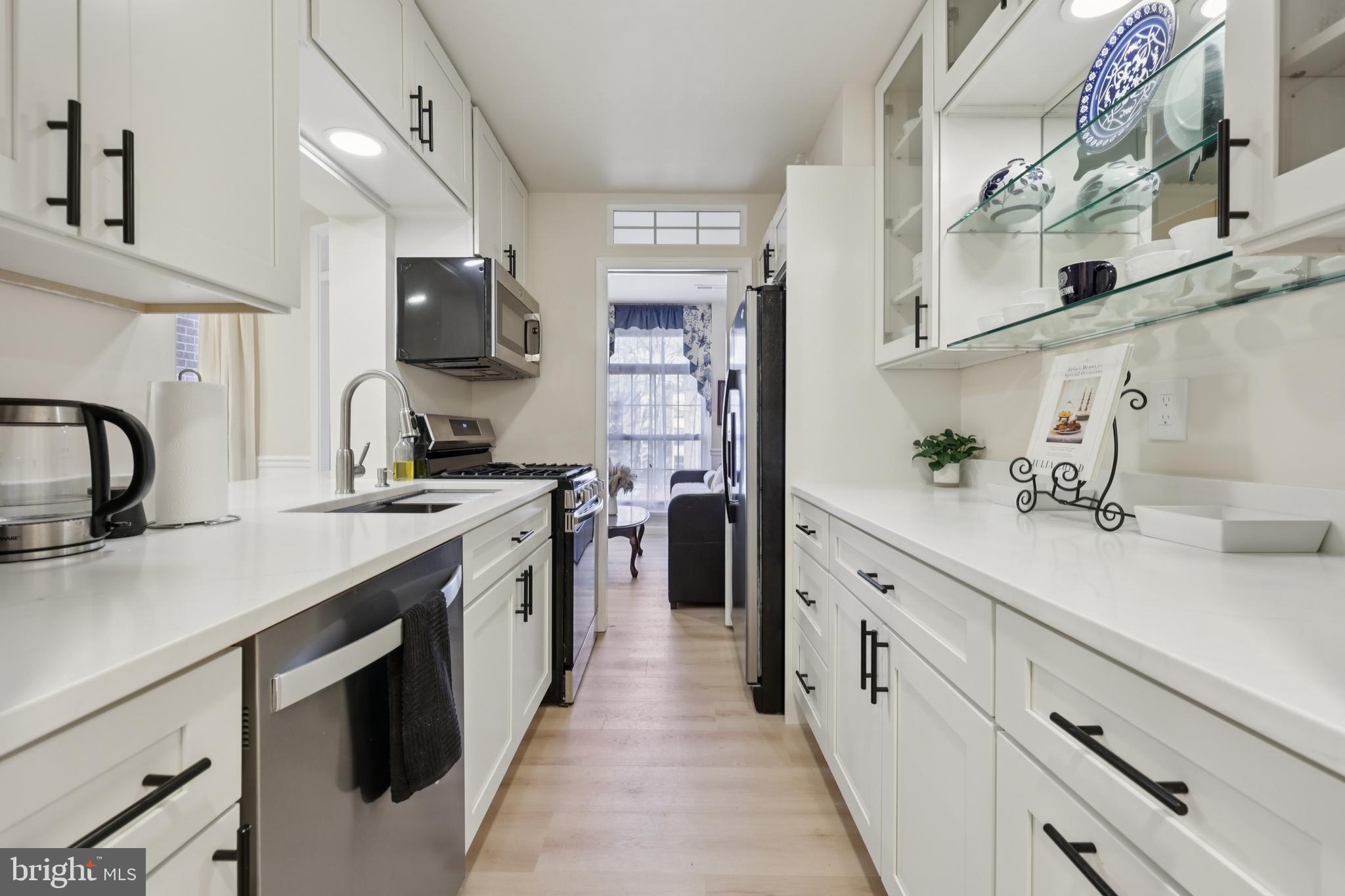 WOODBURN VILLAGE - Residential