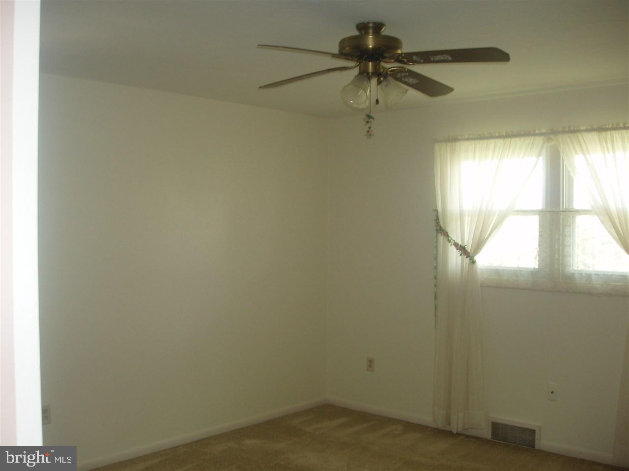 SHERWOOD FOREST - Residential