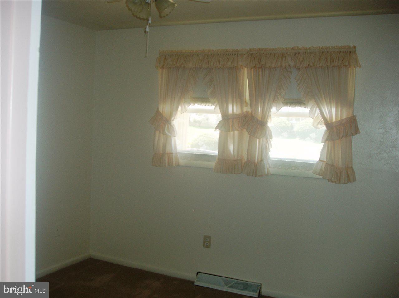 SHERWOOD FOREST - Residential