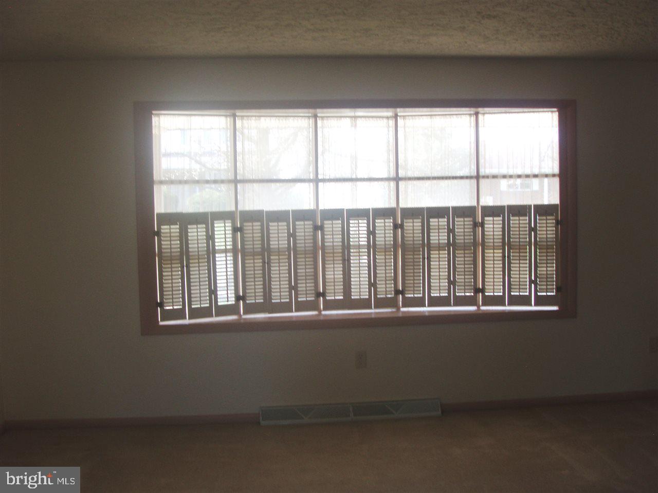 SHERWOOD FOREST - Residential