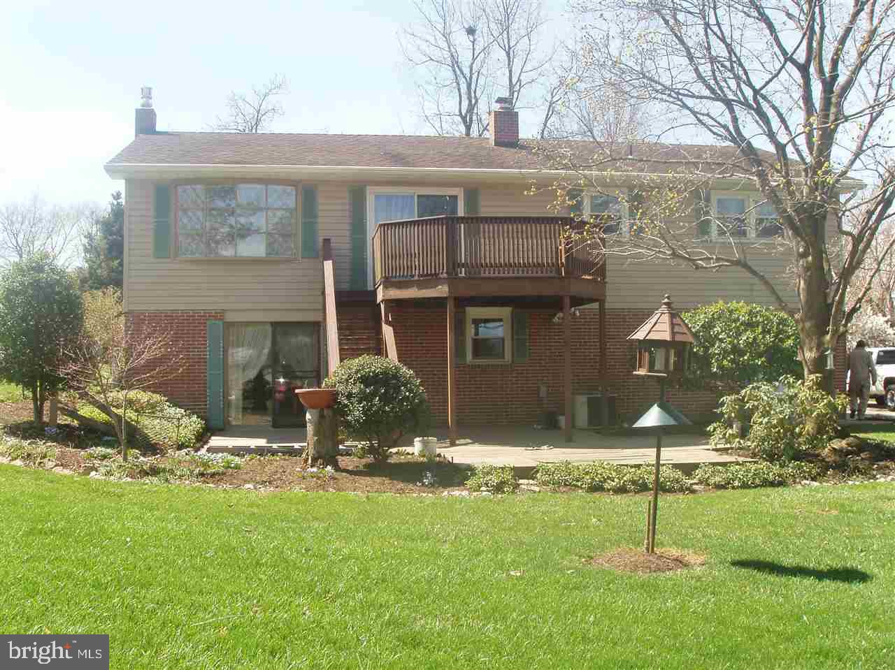 SHERWOOD FOREST - Residential