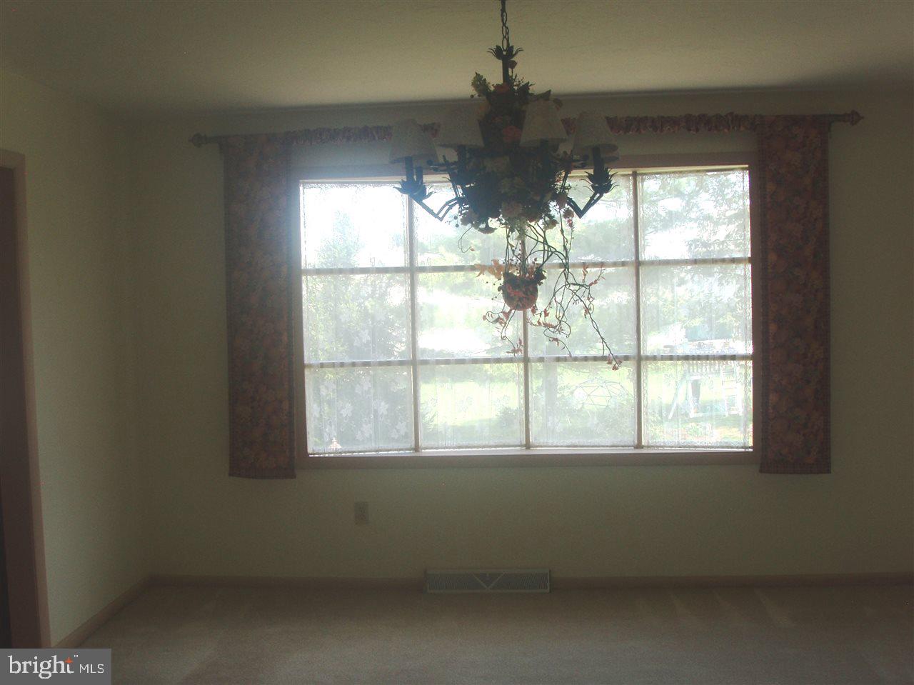 SHERWOOD FOREST - Residential