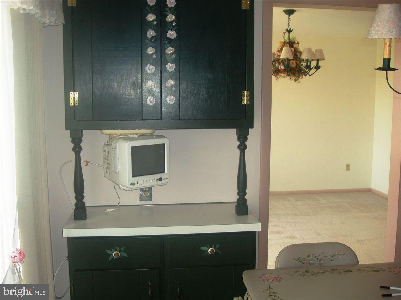 SHERWOOD FOREST - Residential