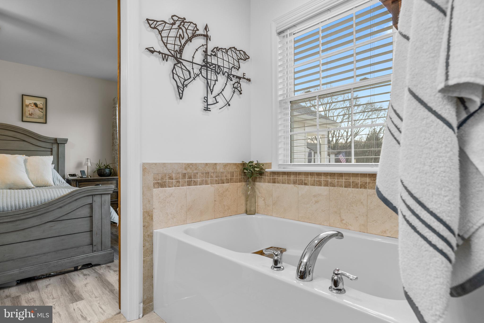 PEARL CREEK ESTATES - Residential