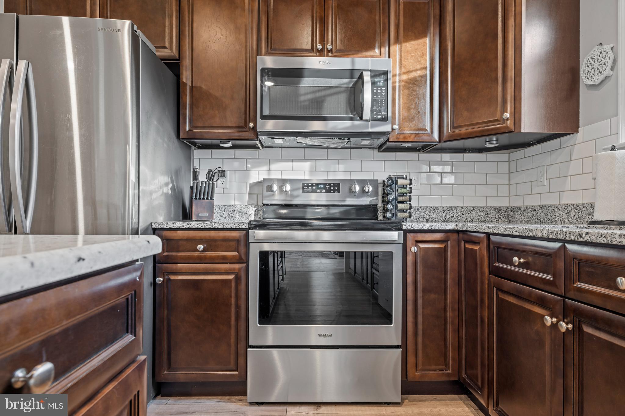 PEARL CREEK ESTATES - Residential