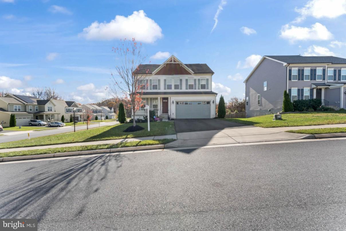 COURTHOUSE MANOR - Residential