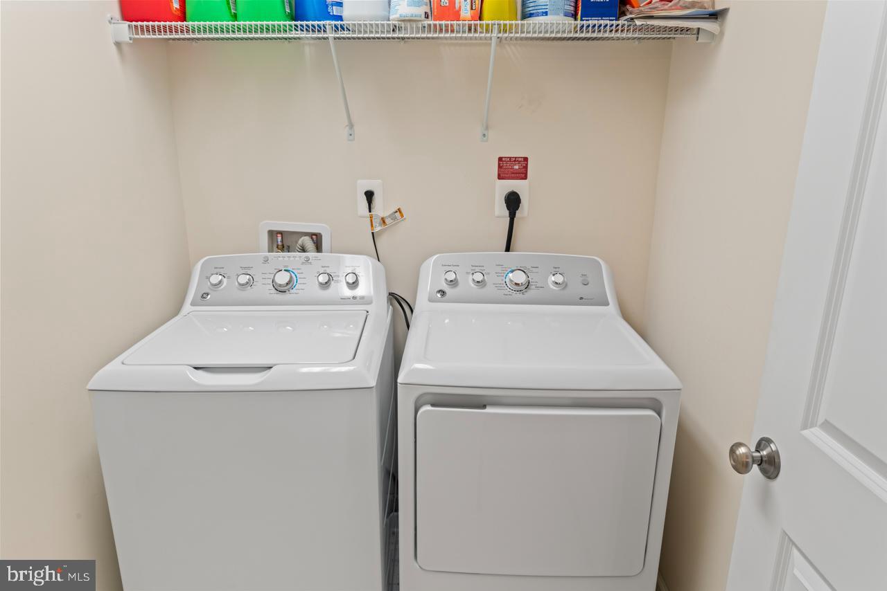 COURTHOUSE MANOR - Residential