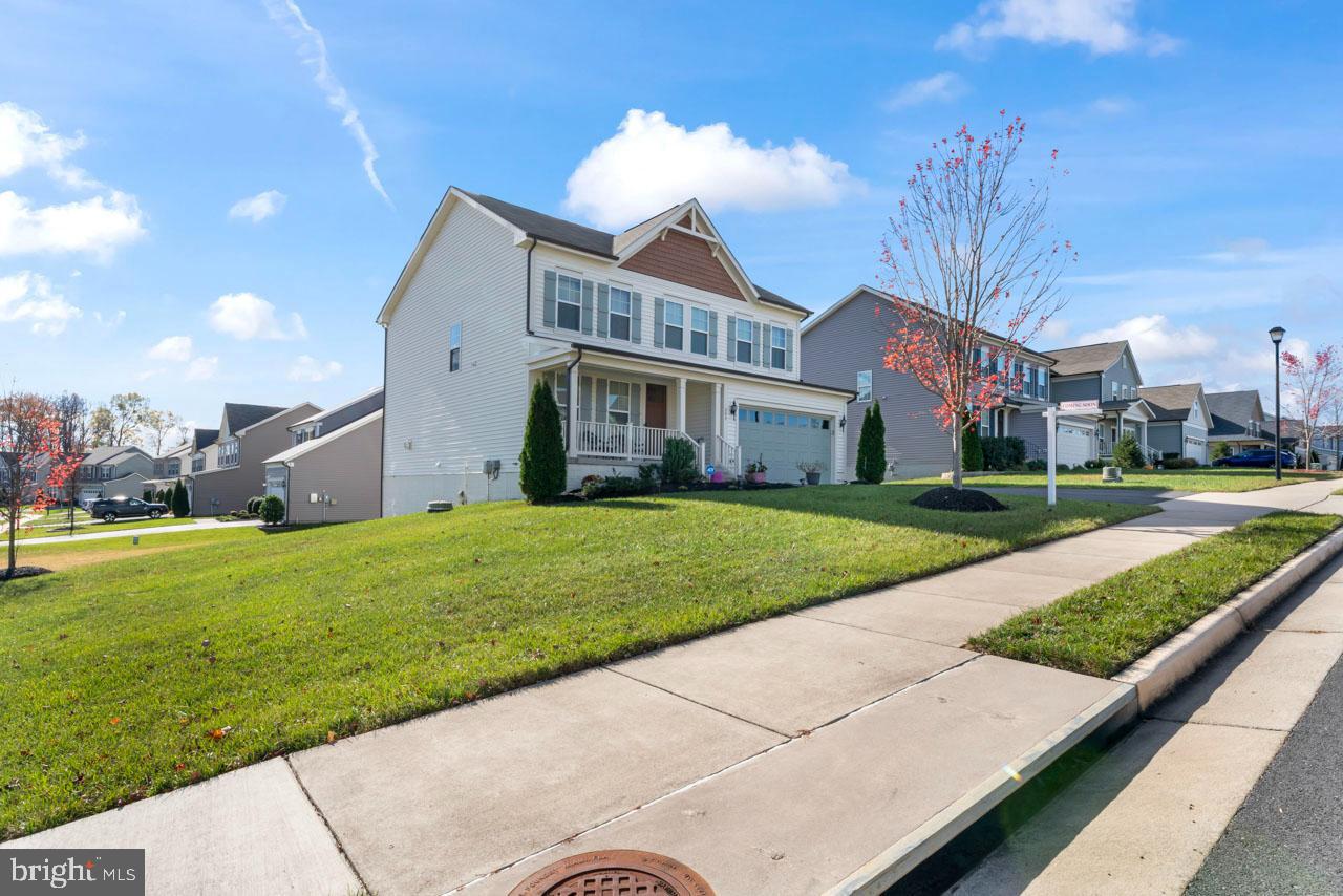 COURTHOUSE MANOR - Residential