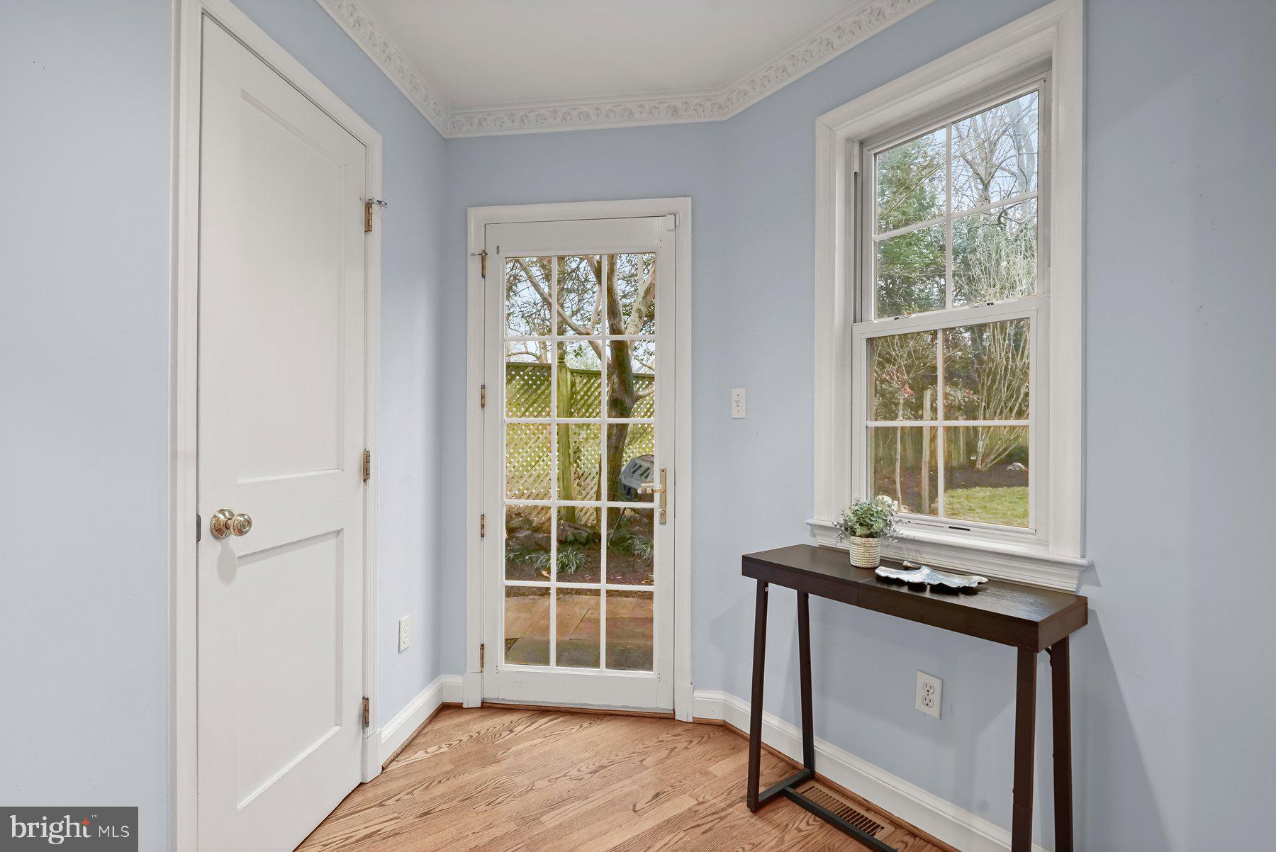 GREENWICH FOREST - Residential