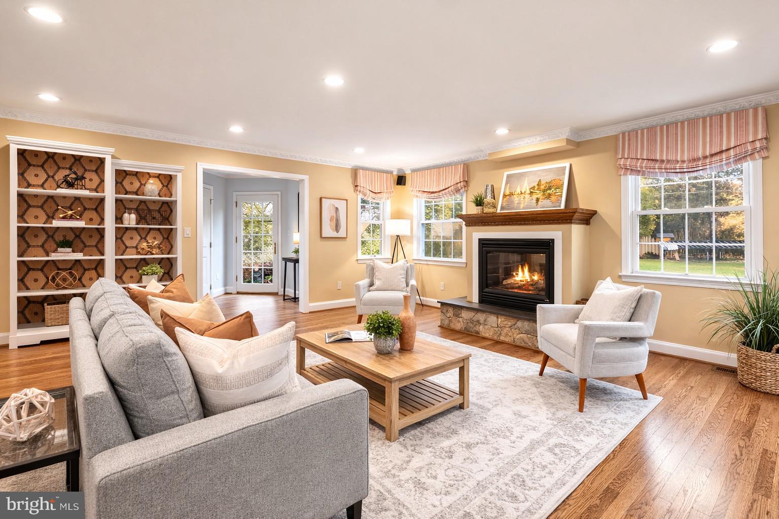 GREENWICH FOREST - Residential