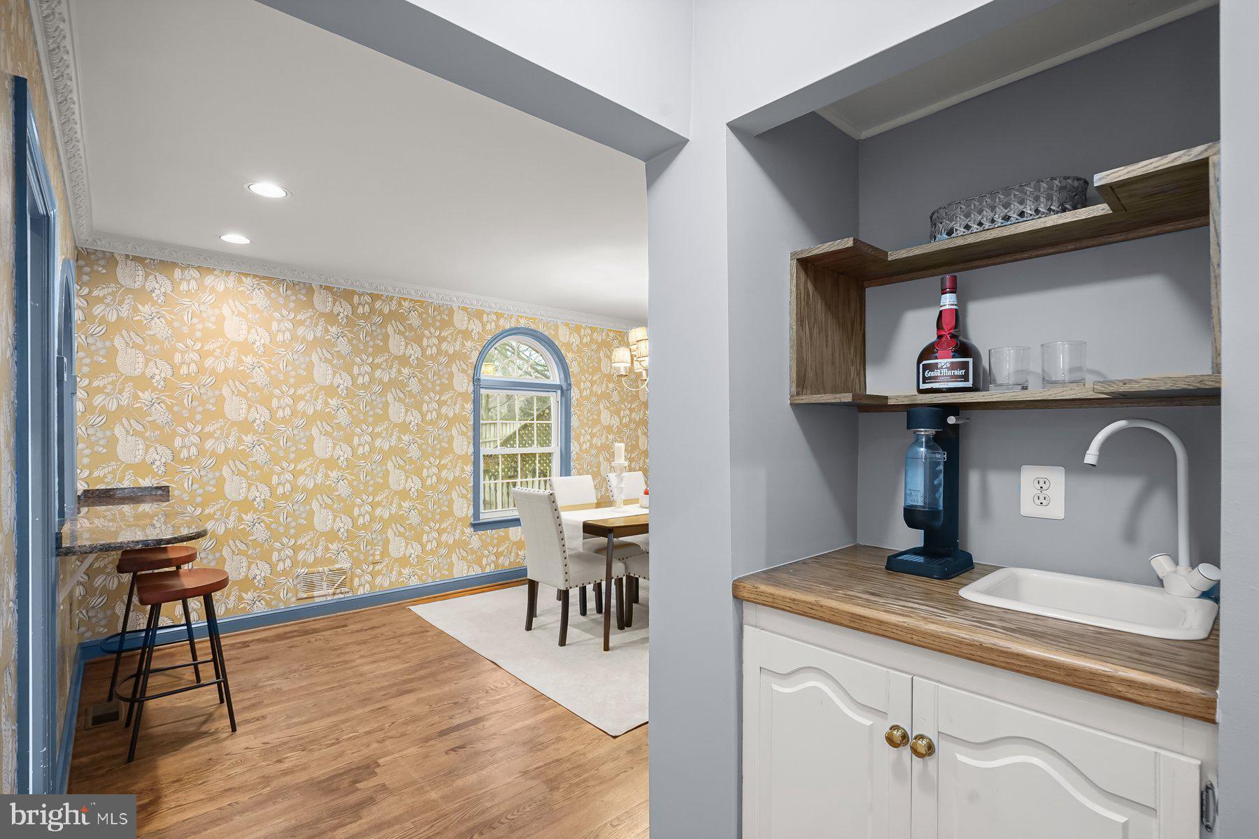 GREENWICH FOREST - Residential