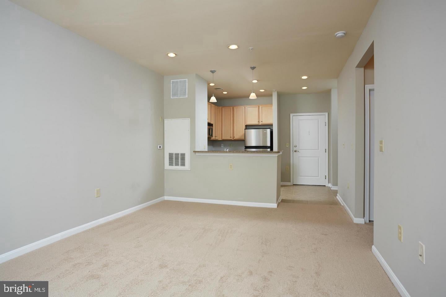 2655 PROSPERITY AVENUE 205
