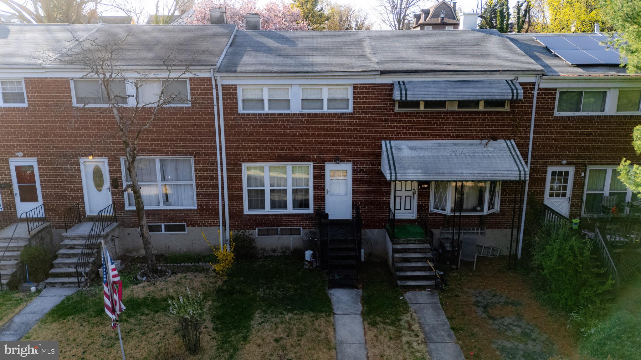 MEDFIELD - Residential