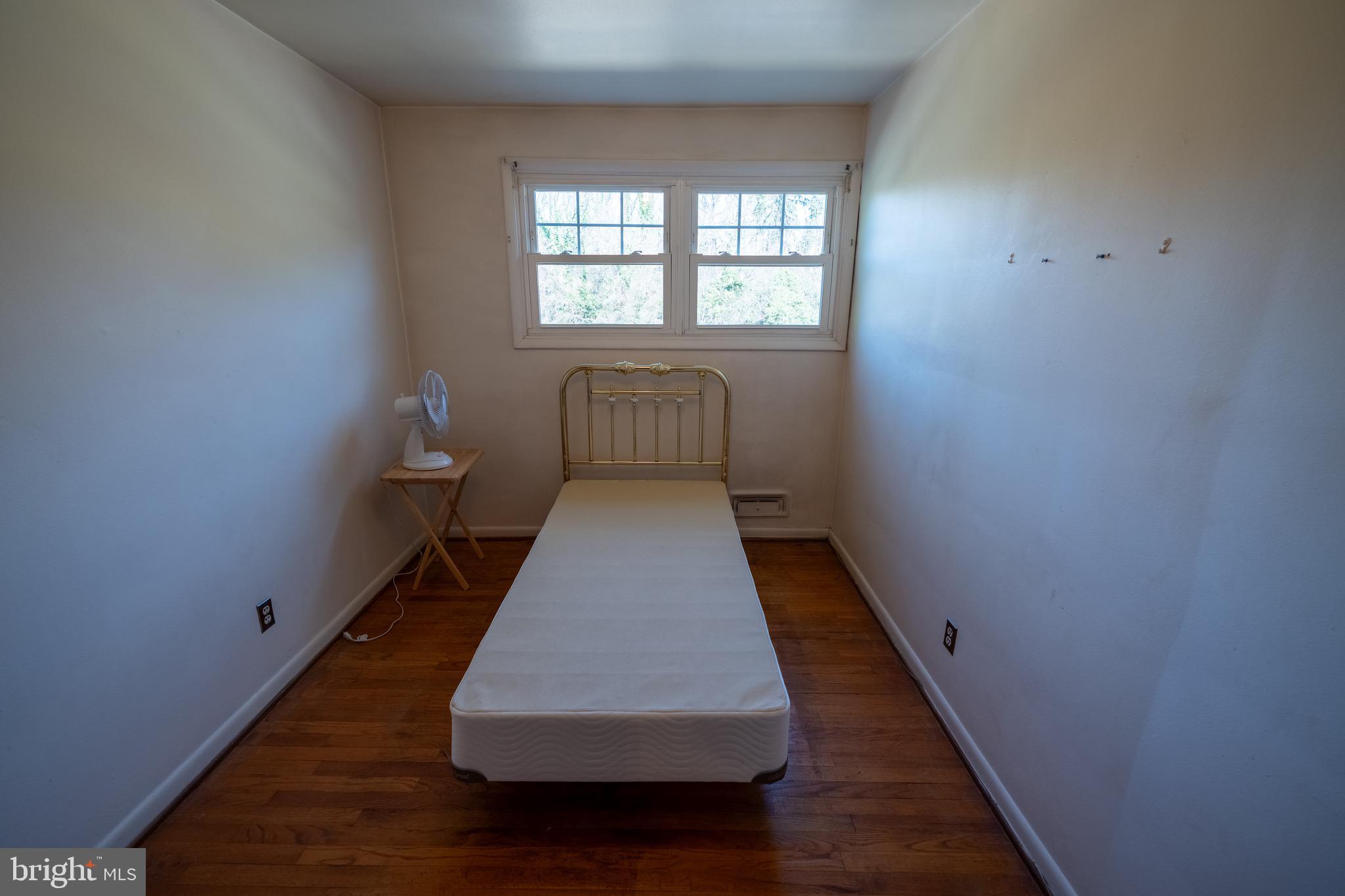 MEDFIELD - Residential