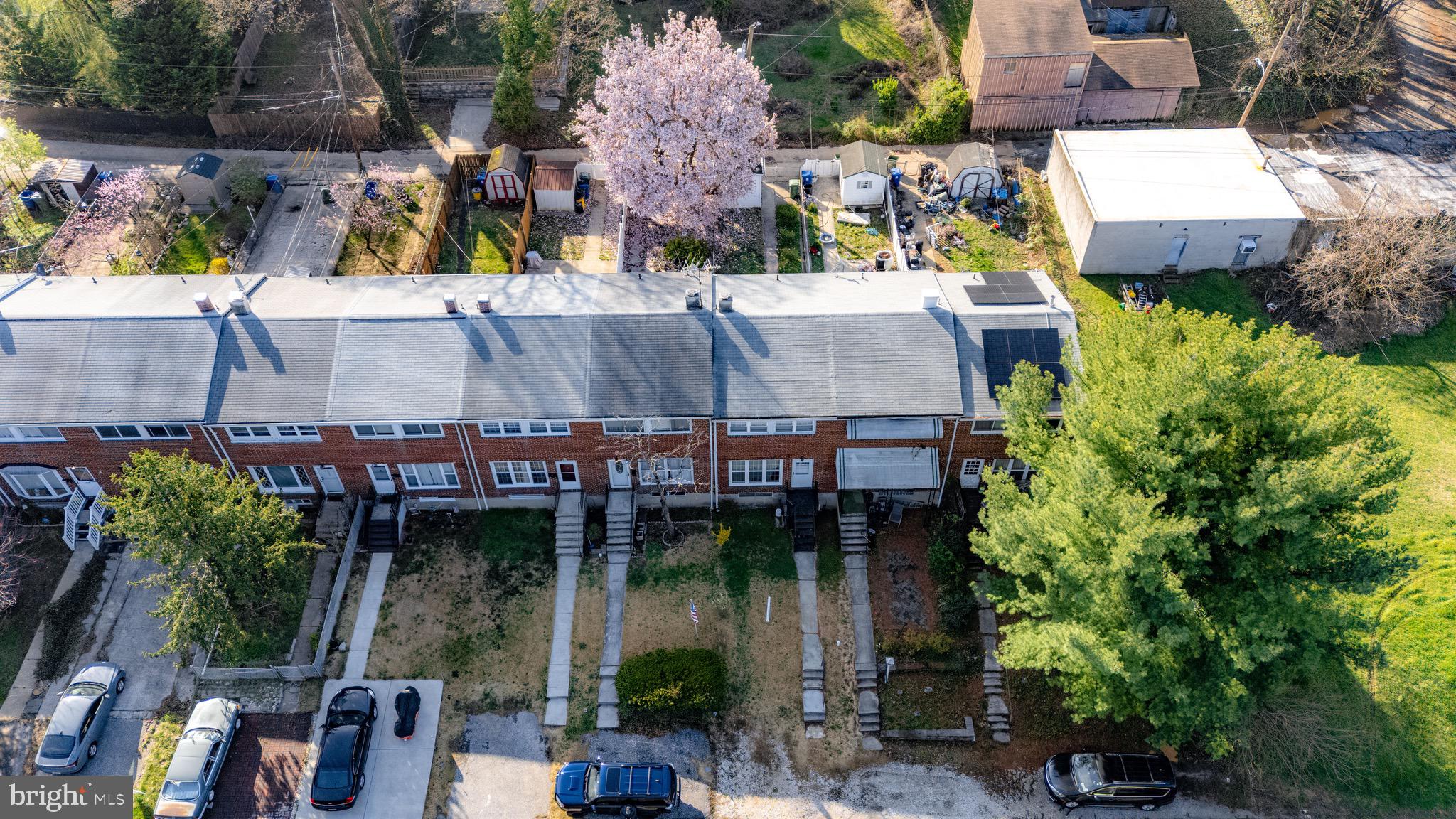 MEDFIELD - Residential