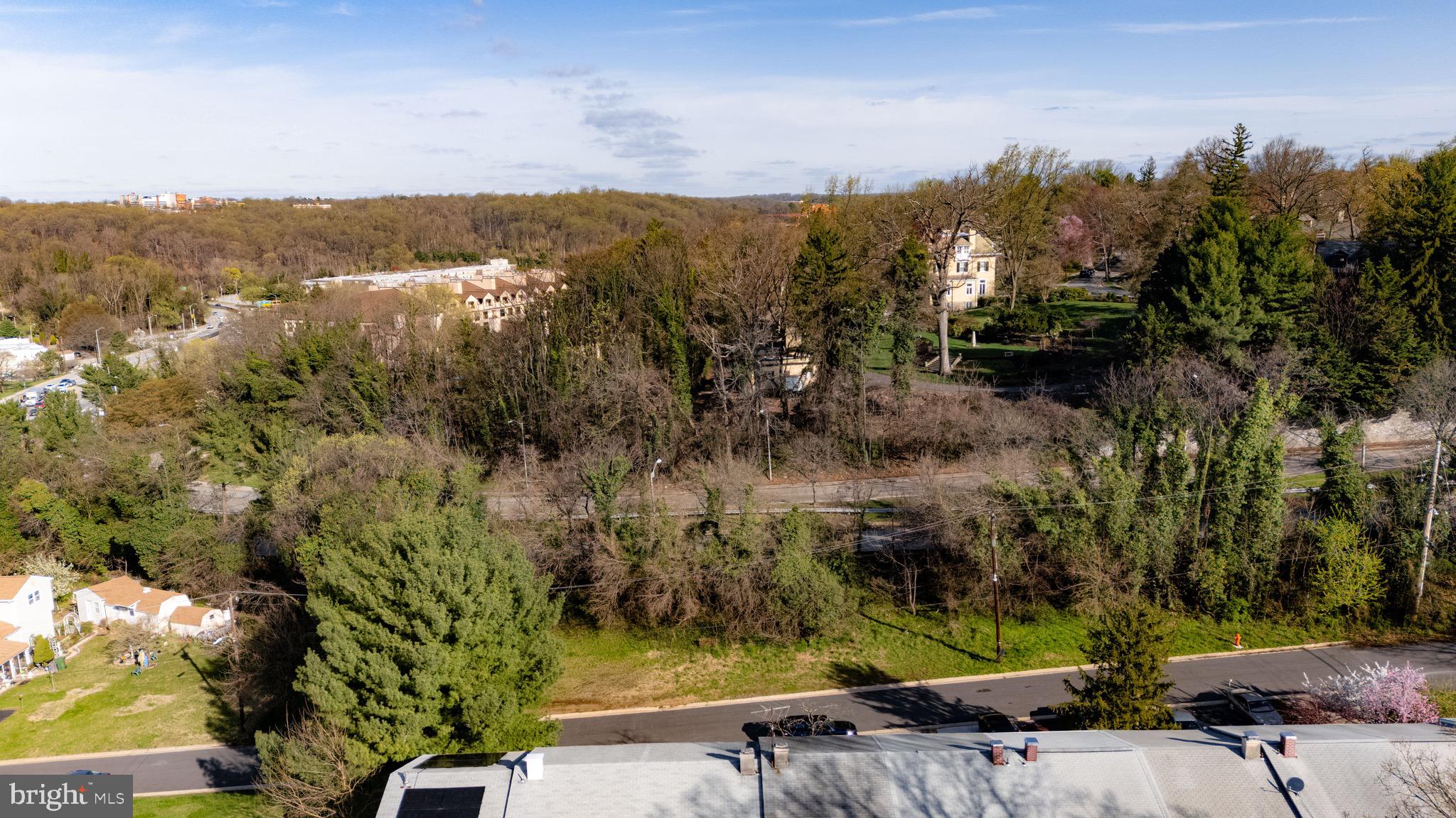 MEDFIELD - Residential