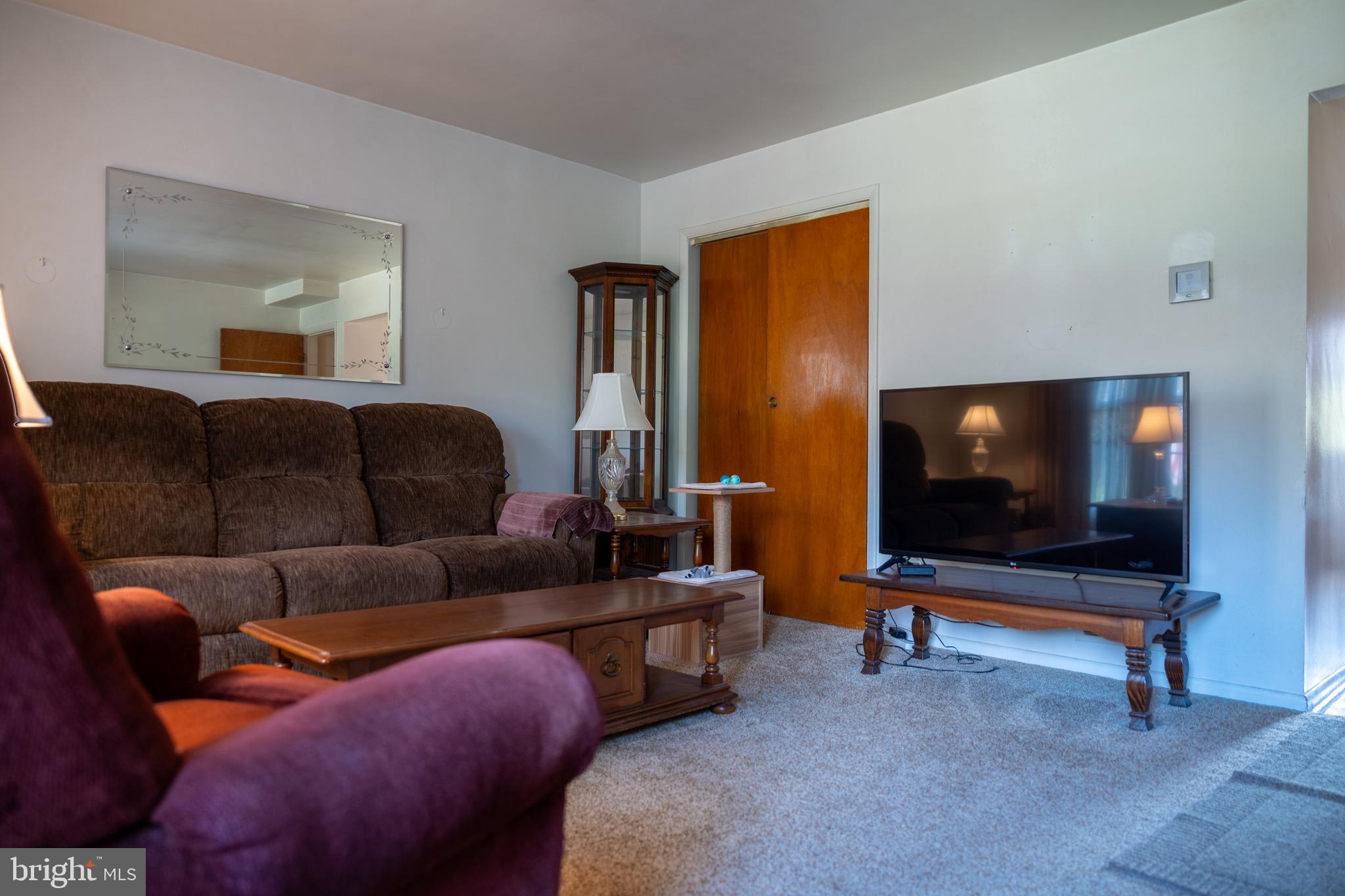 MEDFIELD - Residential