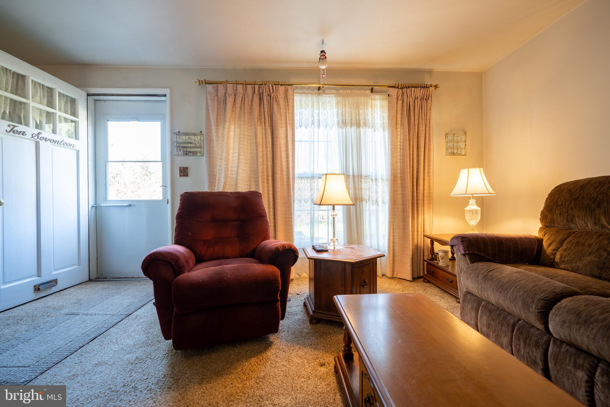 MEDFIELD - Residential