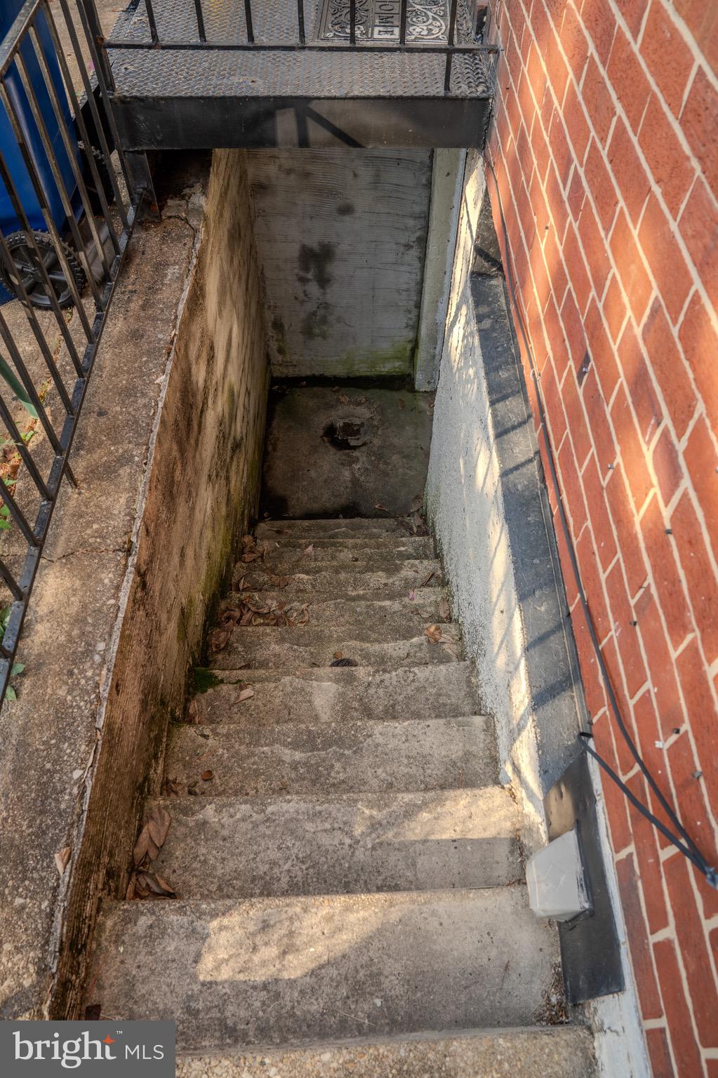 MEDFIELD - Residential