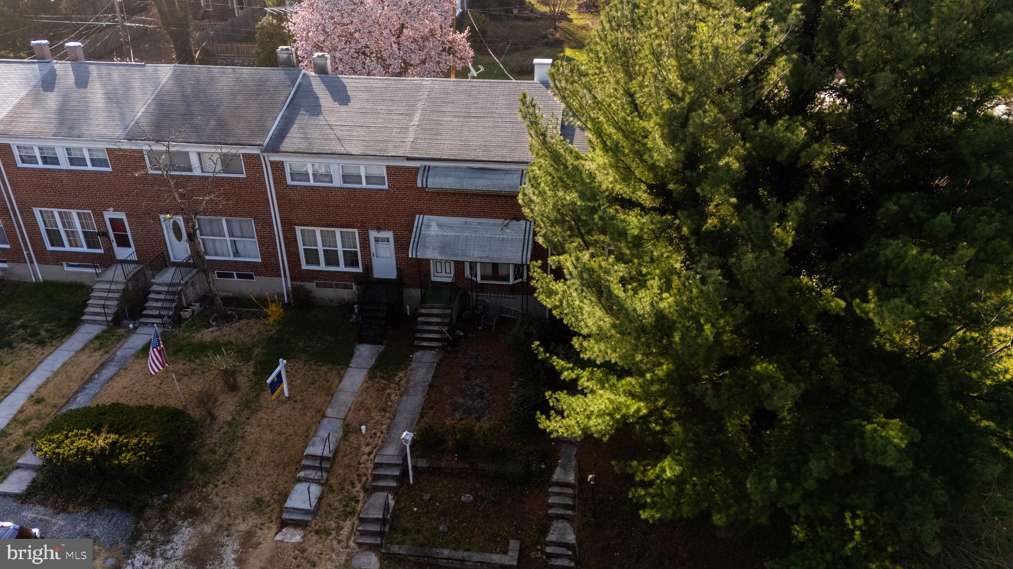 MEDFIELD - Residential