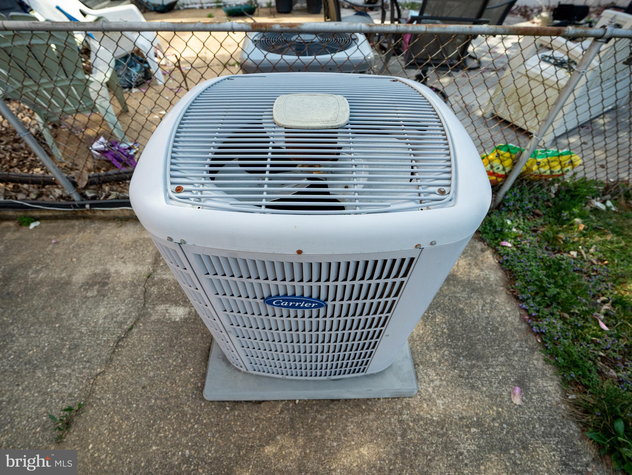 MEDFIELD - Residential