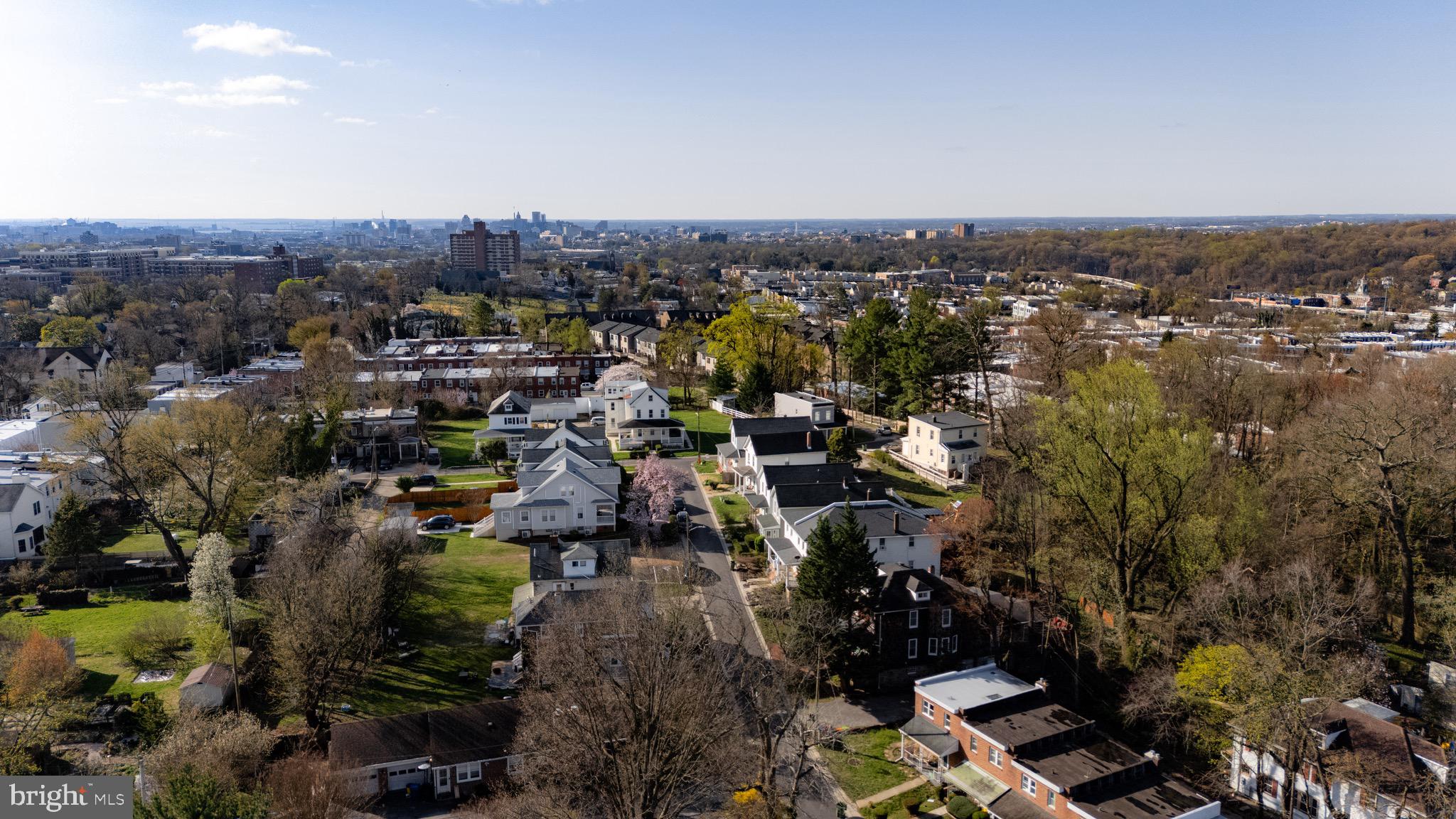 MEDFIELD - Residential