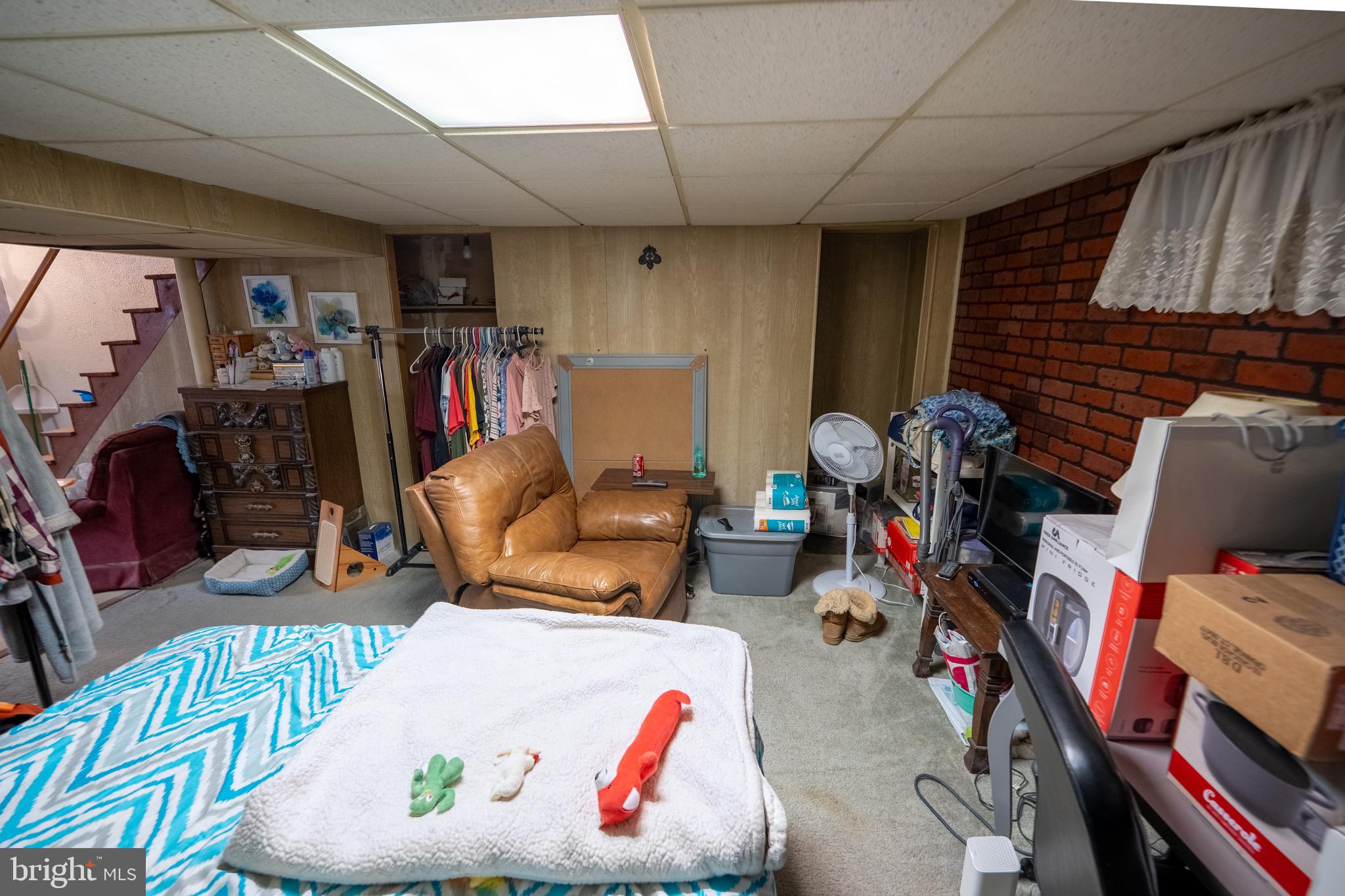 MEDFIELD - Residential