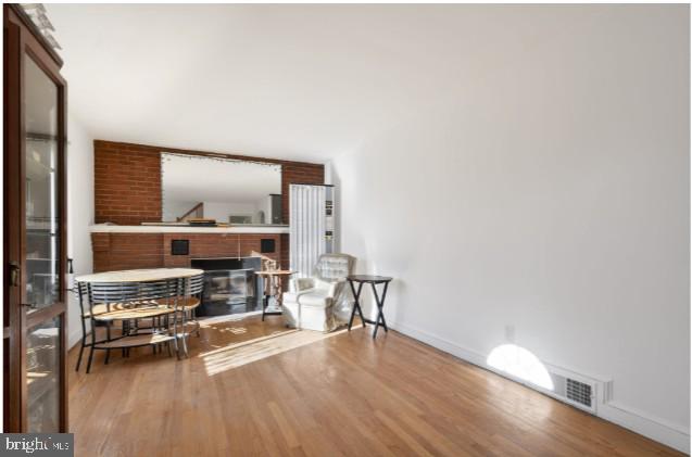 ANDREWS MANOR - Residential