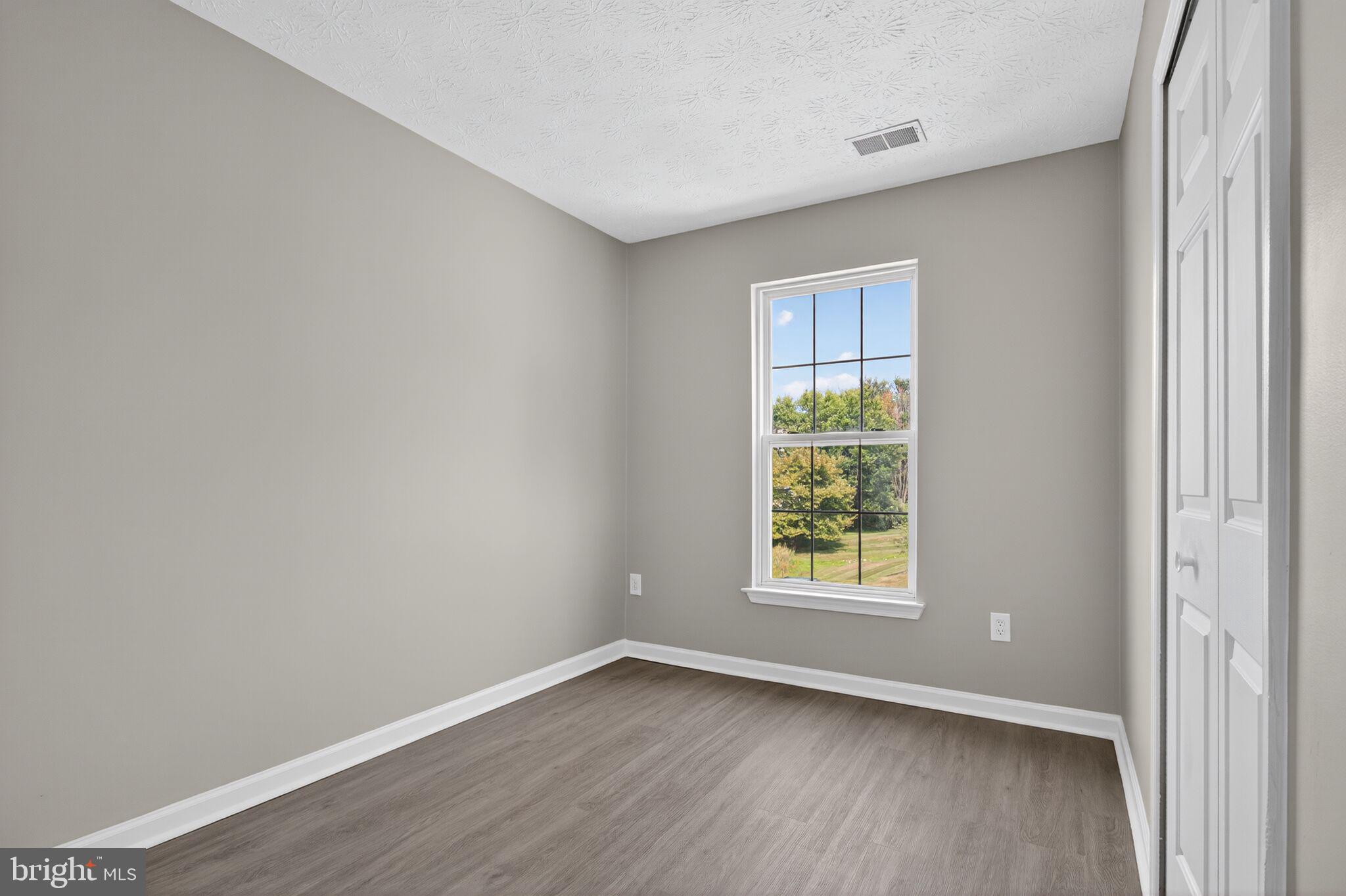 OAKHURST - Residential