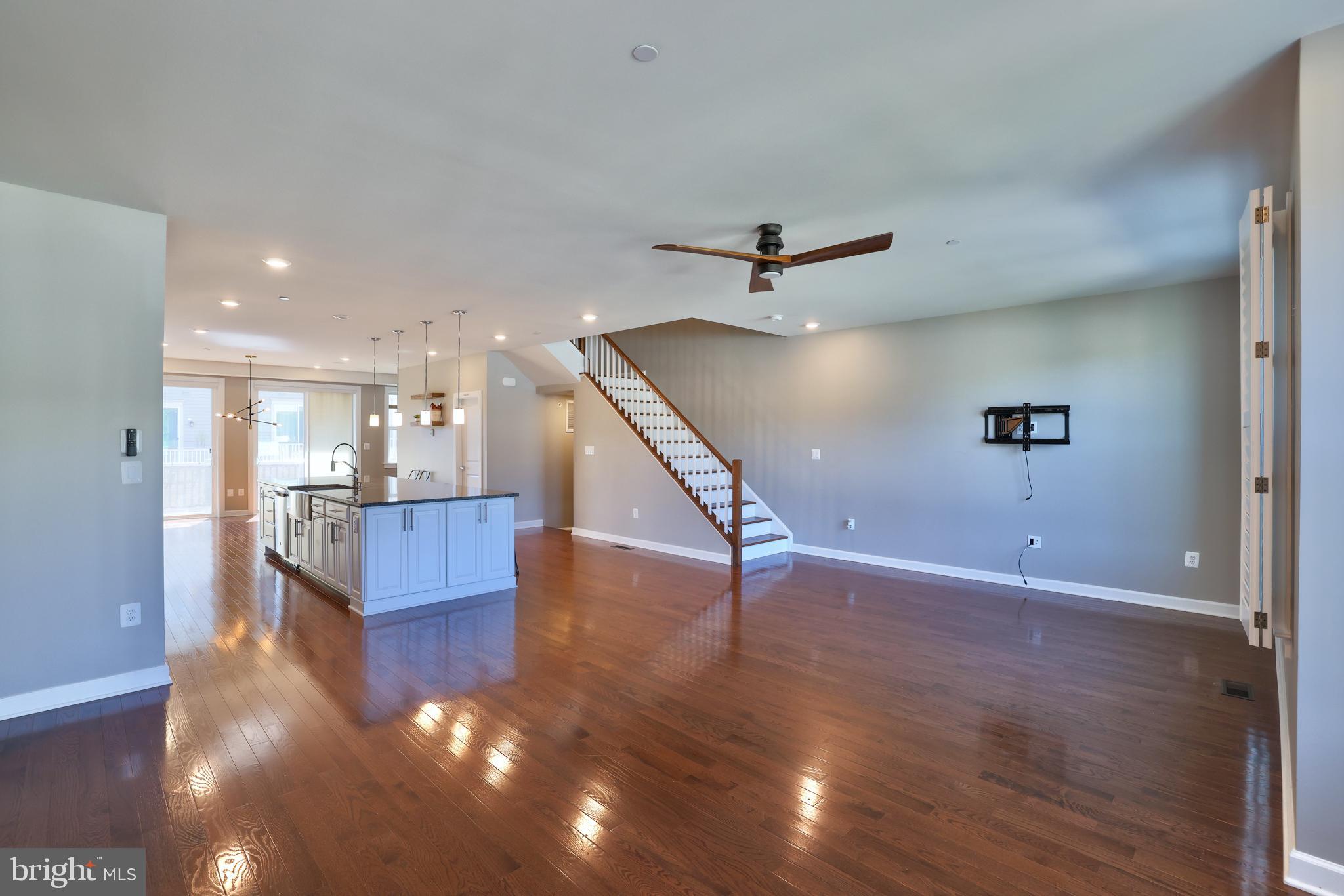 GREENBELT STATION - Residential Lease