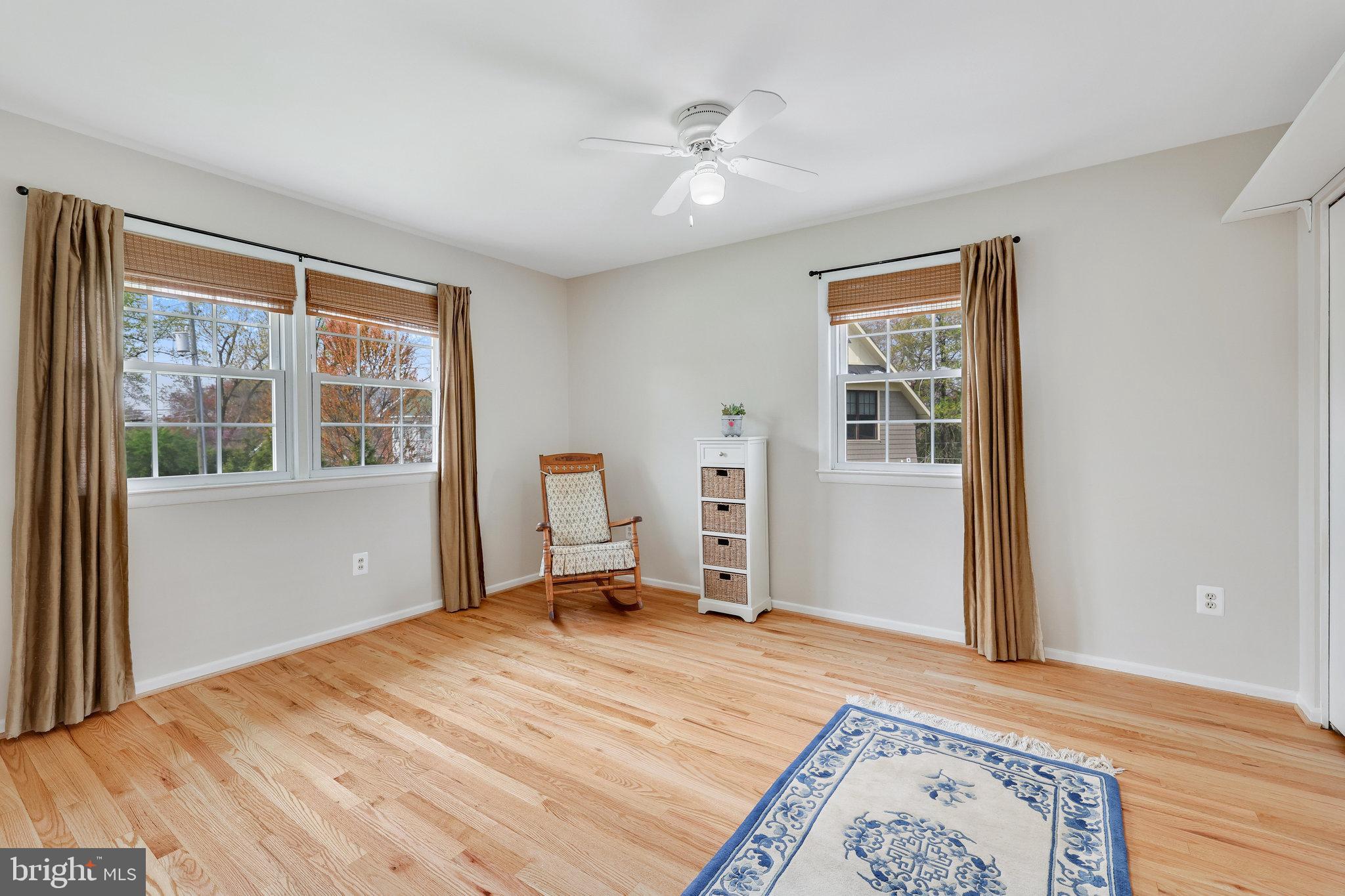 DUNN LORING WOODS - Residential