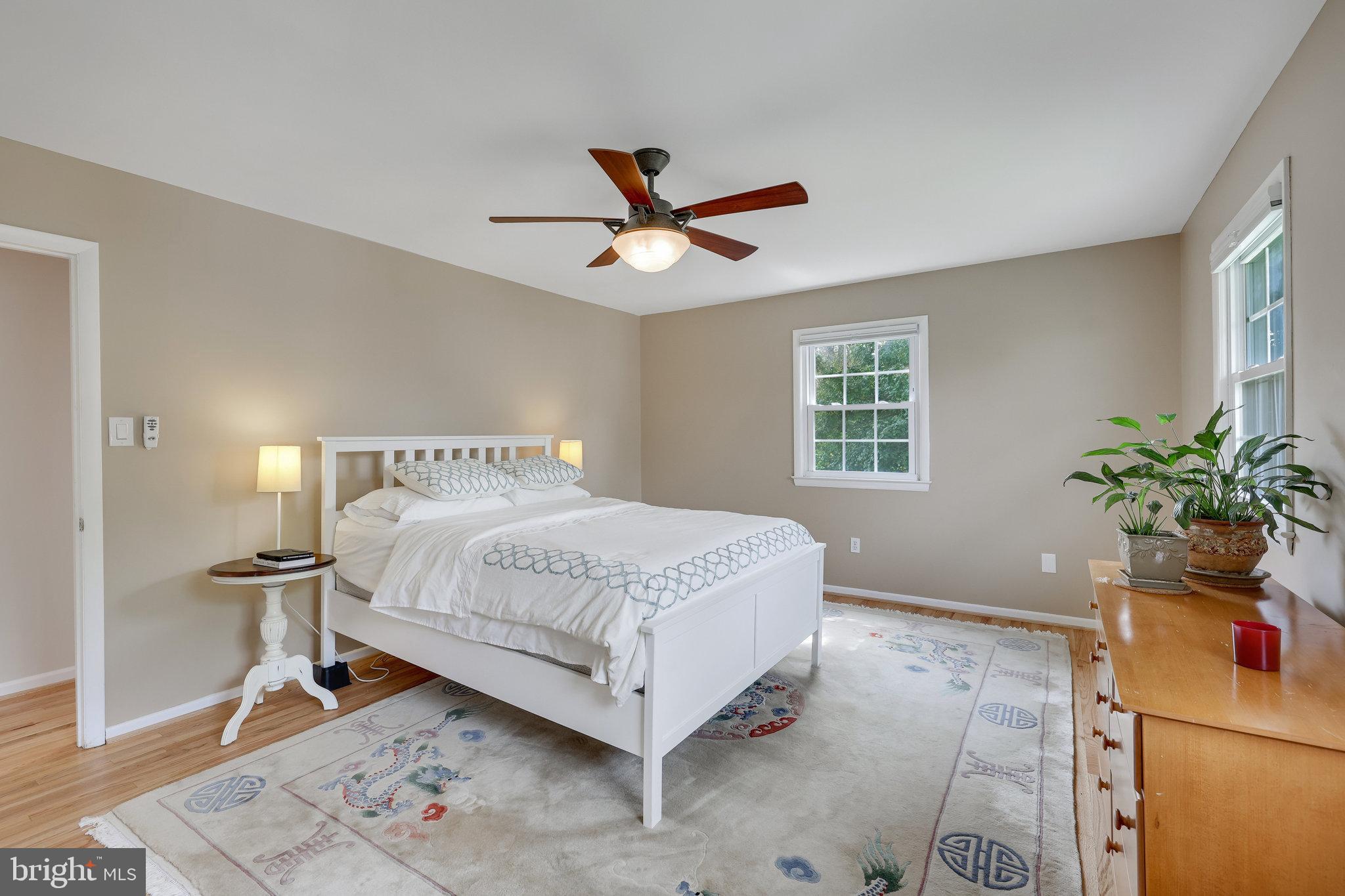 DUNN LORING WOODS - Residential