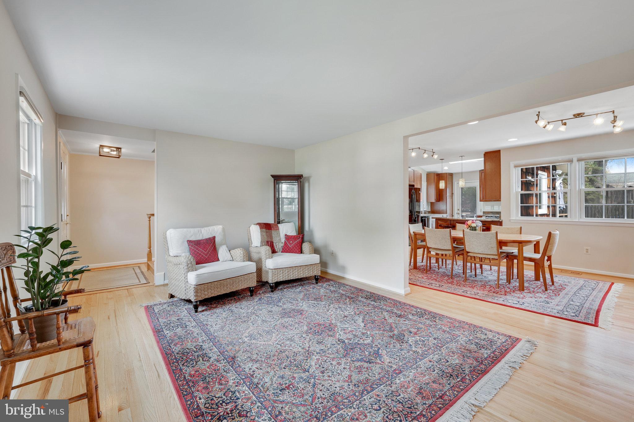 DUNN LORING WOODS - Residential