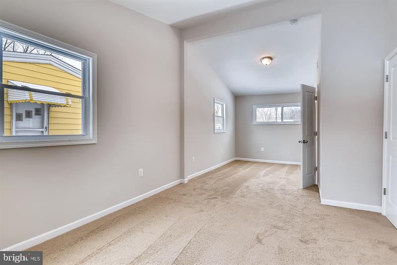 DALTON - Residential Lease